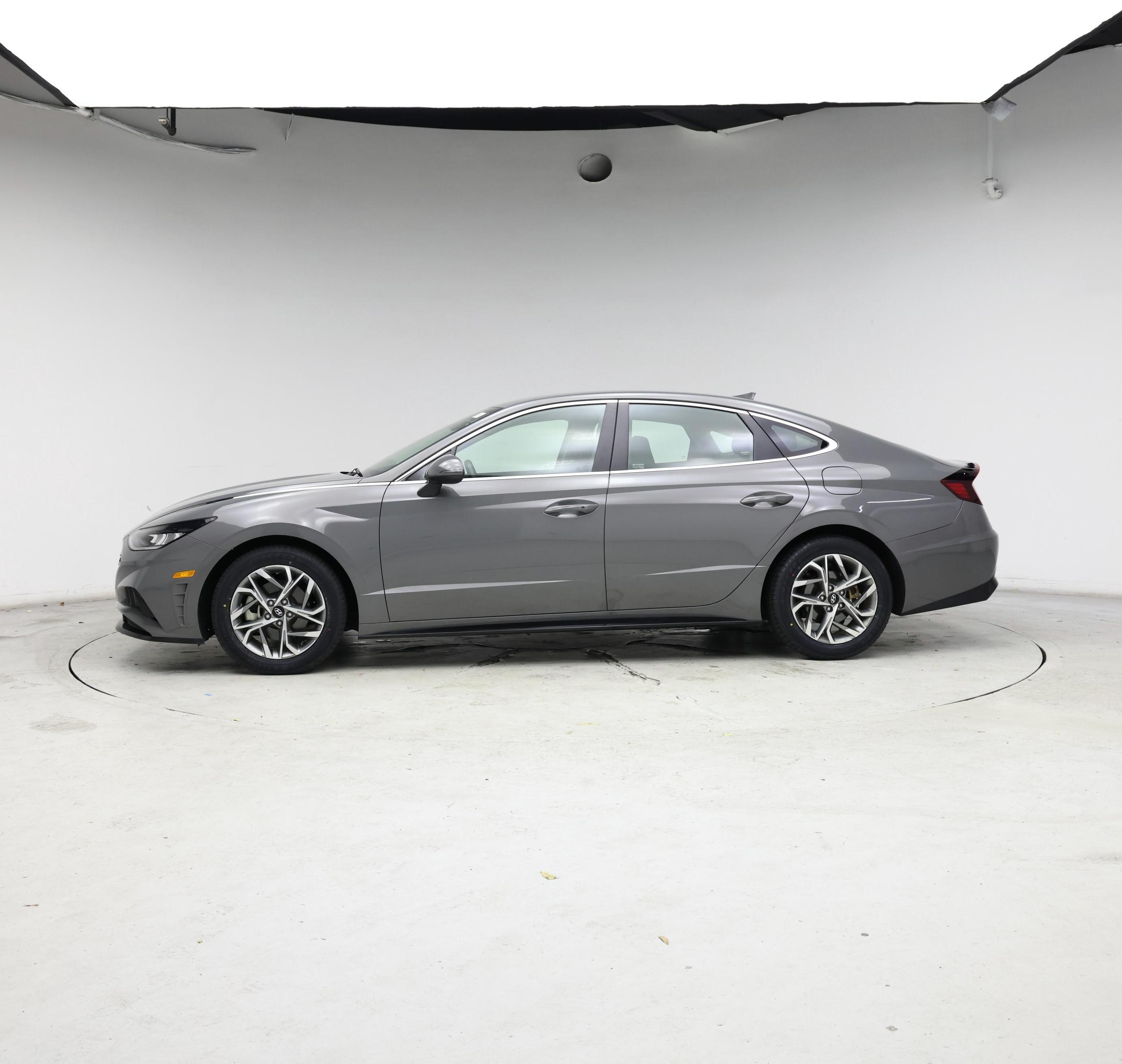 Thumbnail: 2022 Hyundai Sonata - 3
