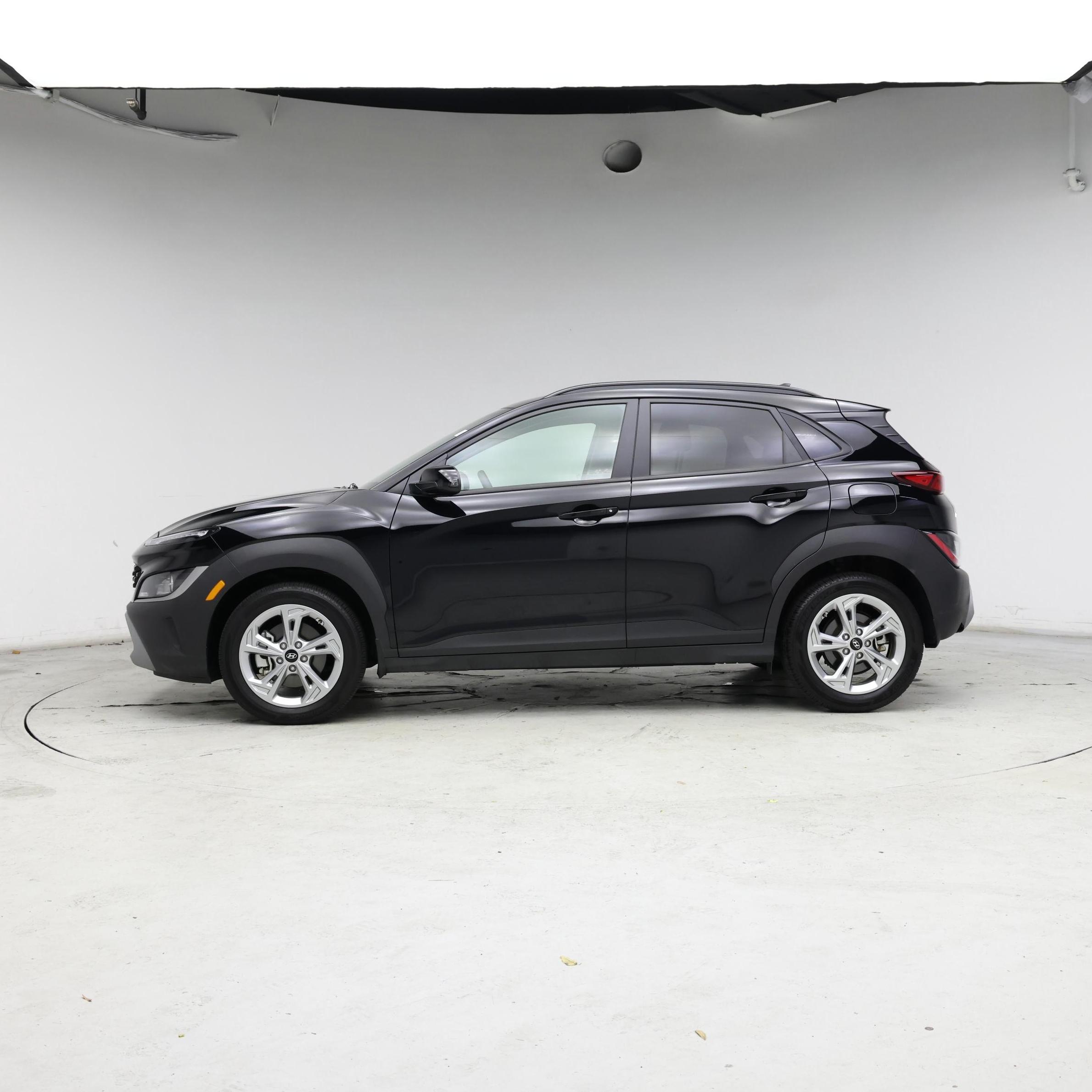 Thumbnail: 2023 Hyundai Kona - 3