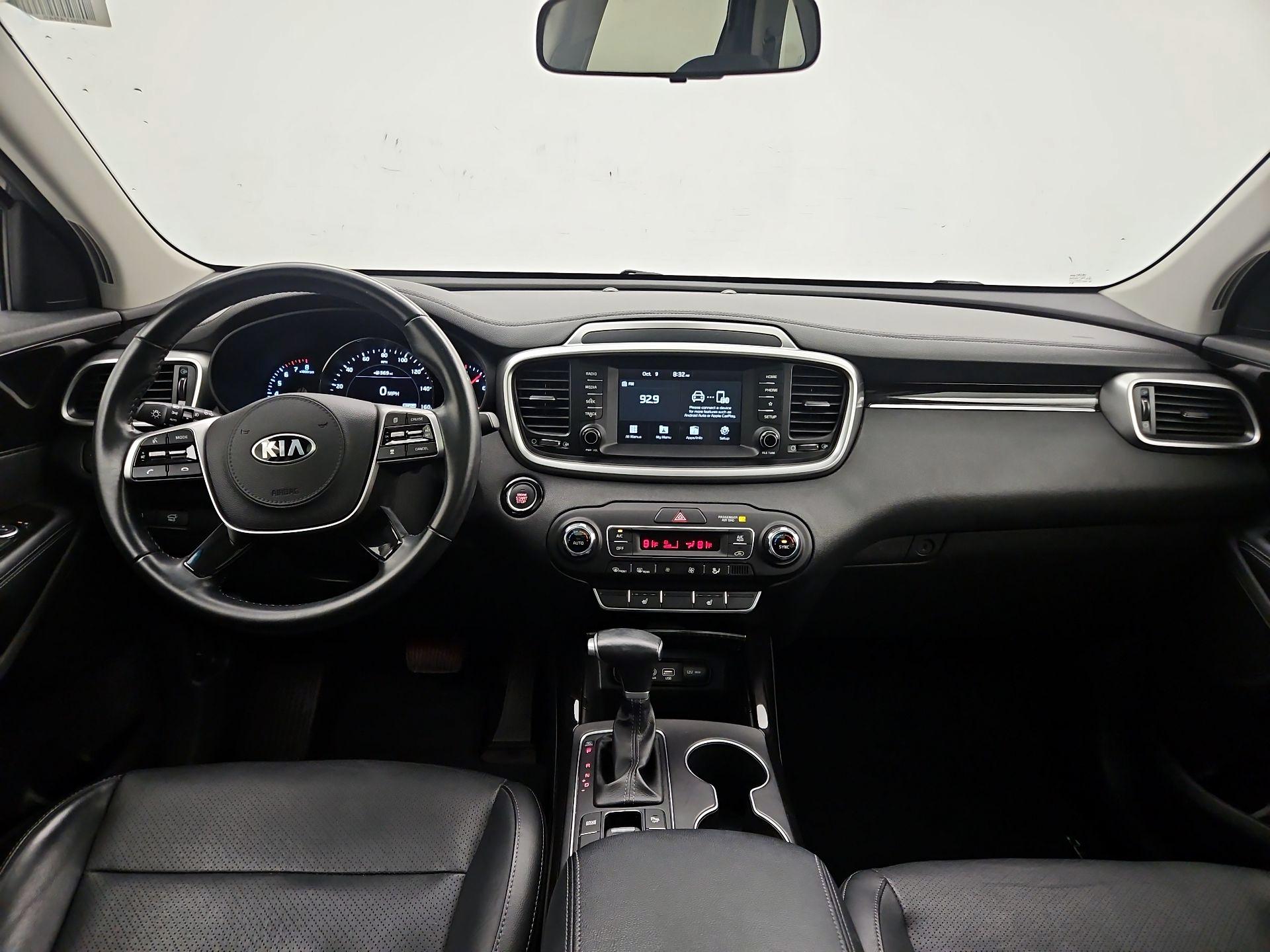 Thumbnail: 2020 Kia Sorento - 9
