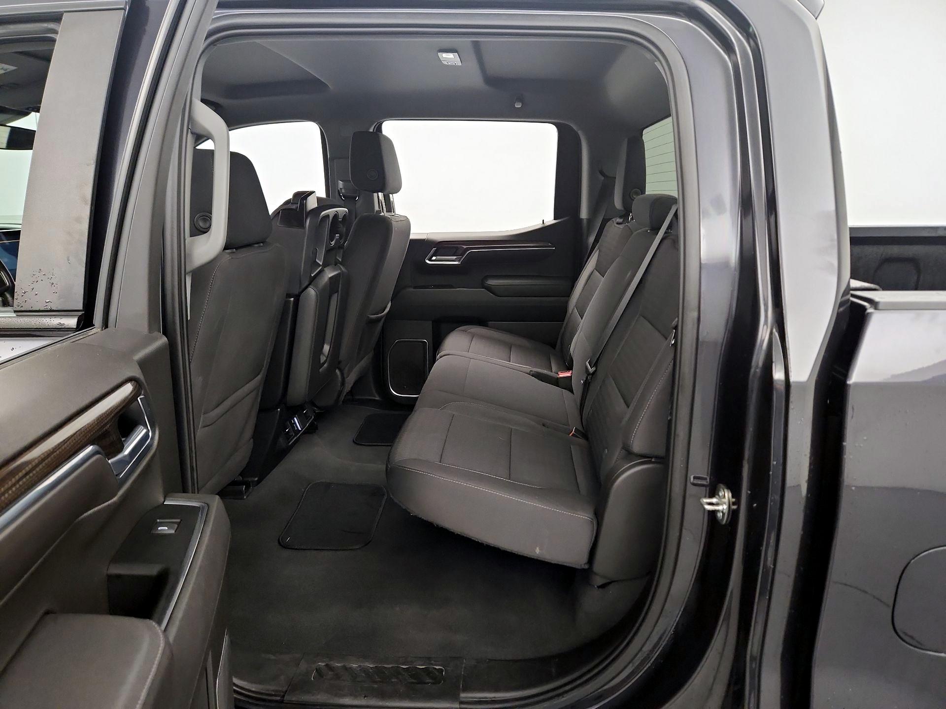 Thumbnail: 2022 Chevrolet Silverado 1500 - 19