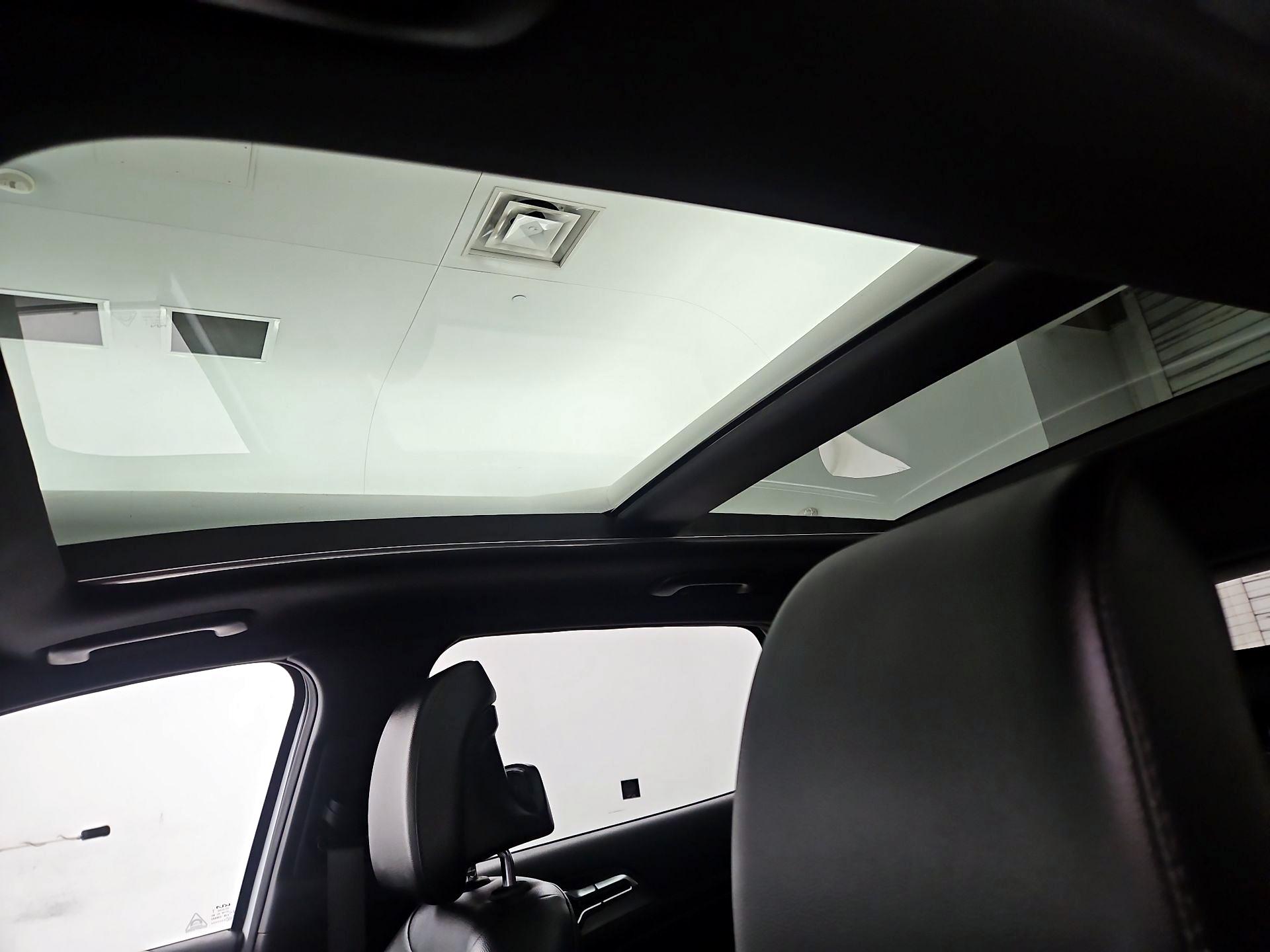 Thumbnail: 2023 Kia Sportage - 20