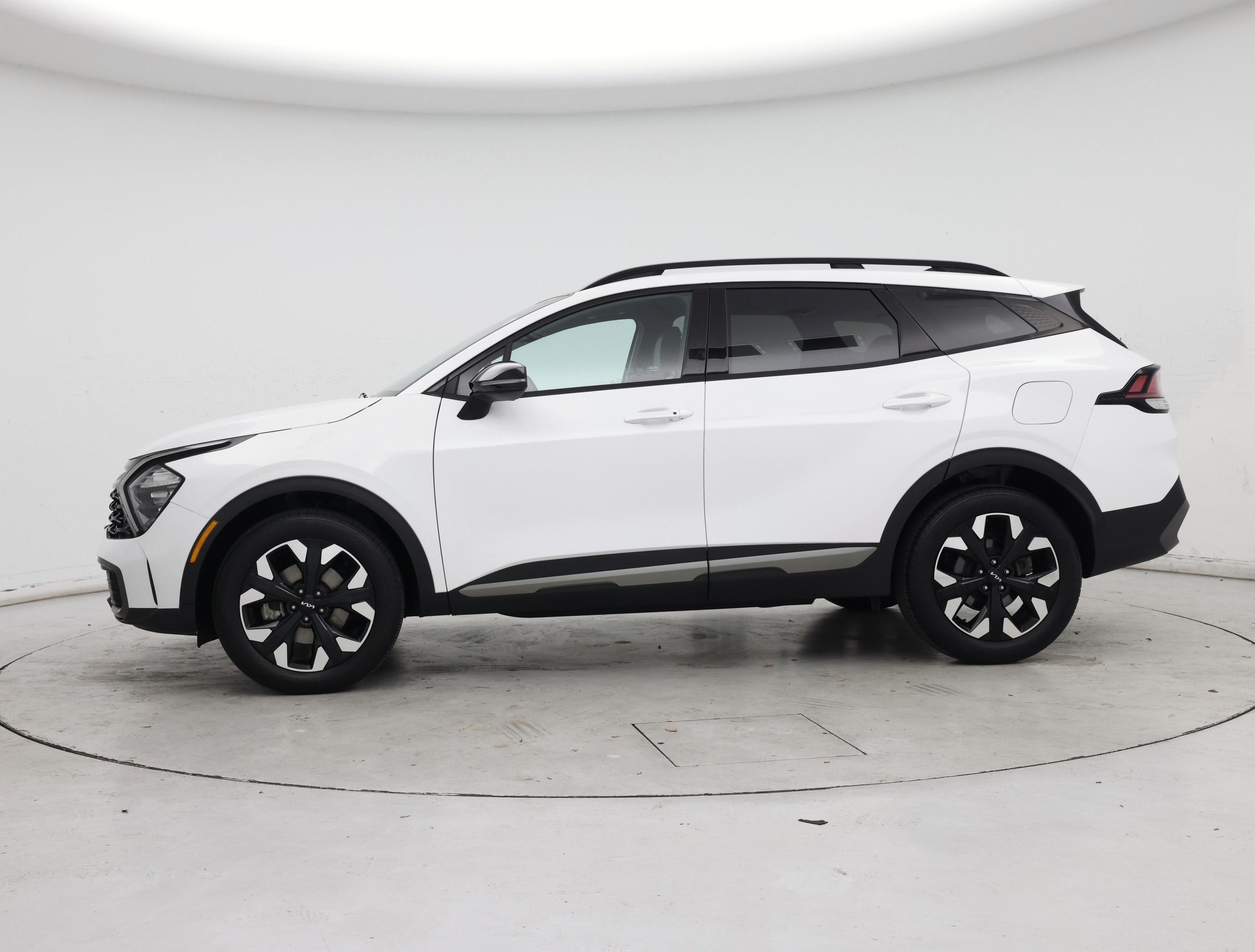Thumbnail: 2023 Kia Sportage - 3