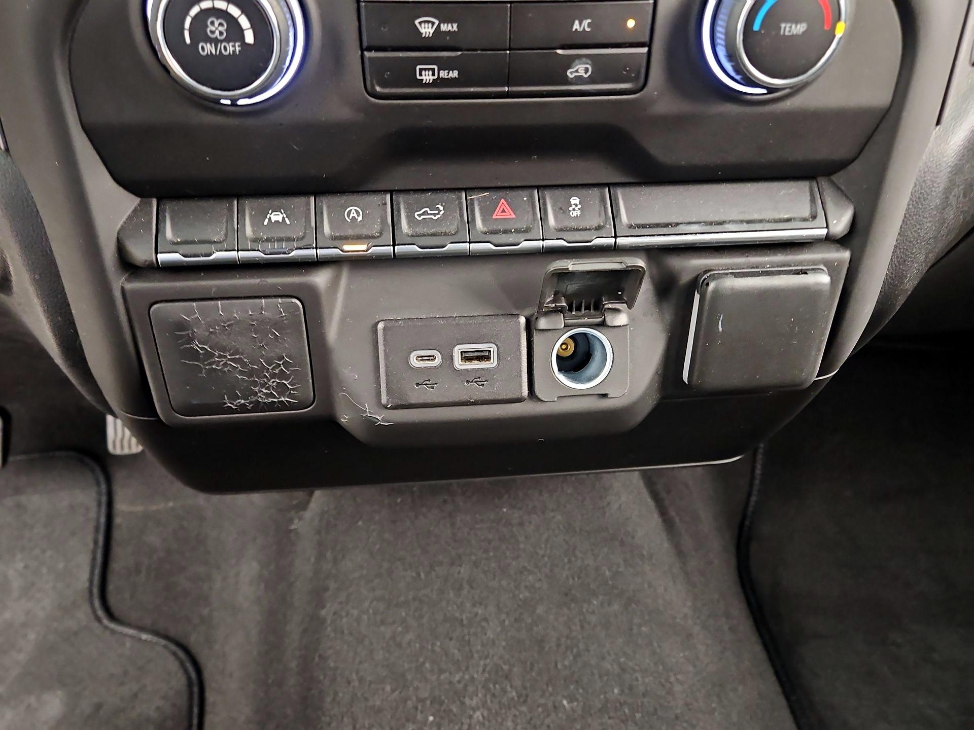 Thumbnail: 2022 Chevrolet Silverado 1500 - 18