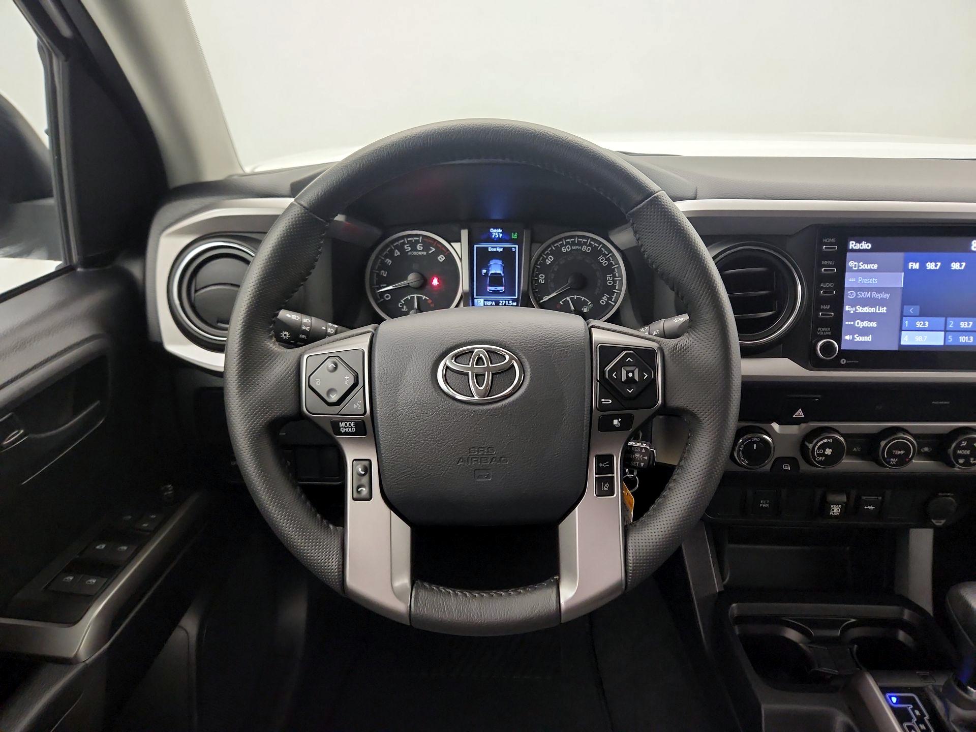 Thumbnail: 2020 Toyota Tacoma - 10