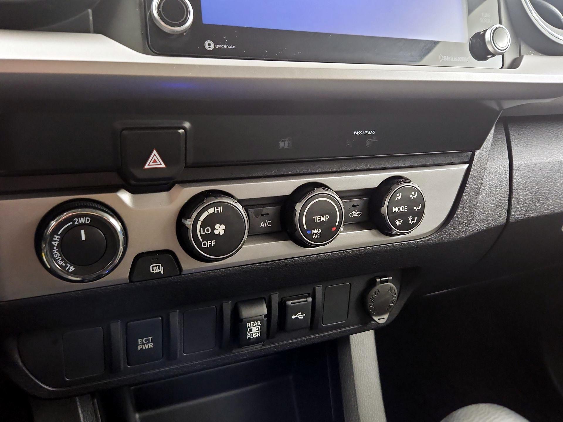 Thumbnail: 2020 Toyota Tacoma - 16