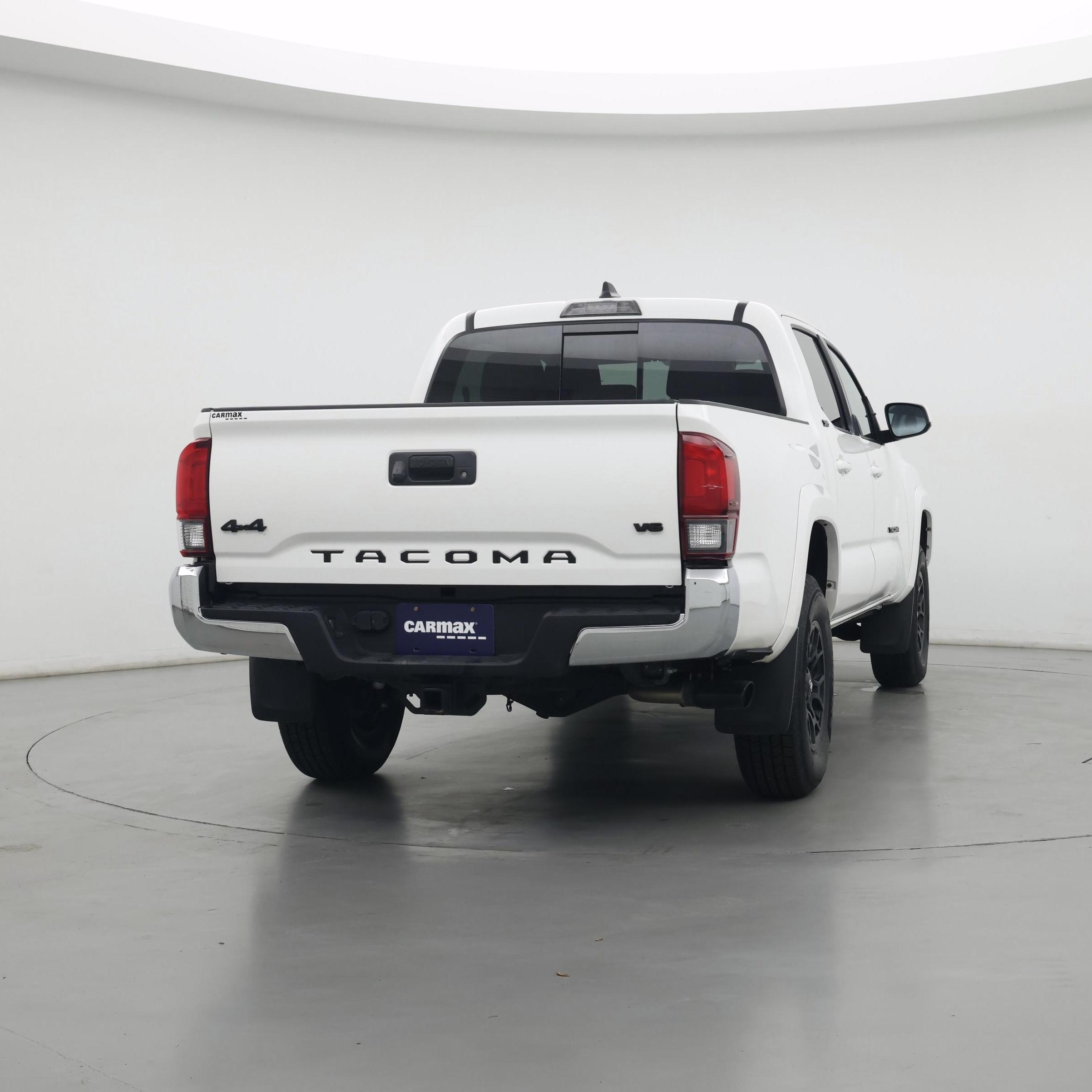 Thumbnail: 2020 Toyota Tacoma - 3