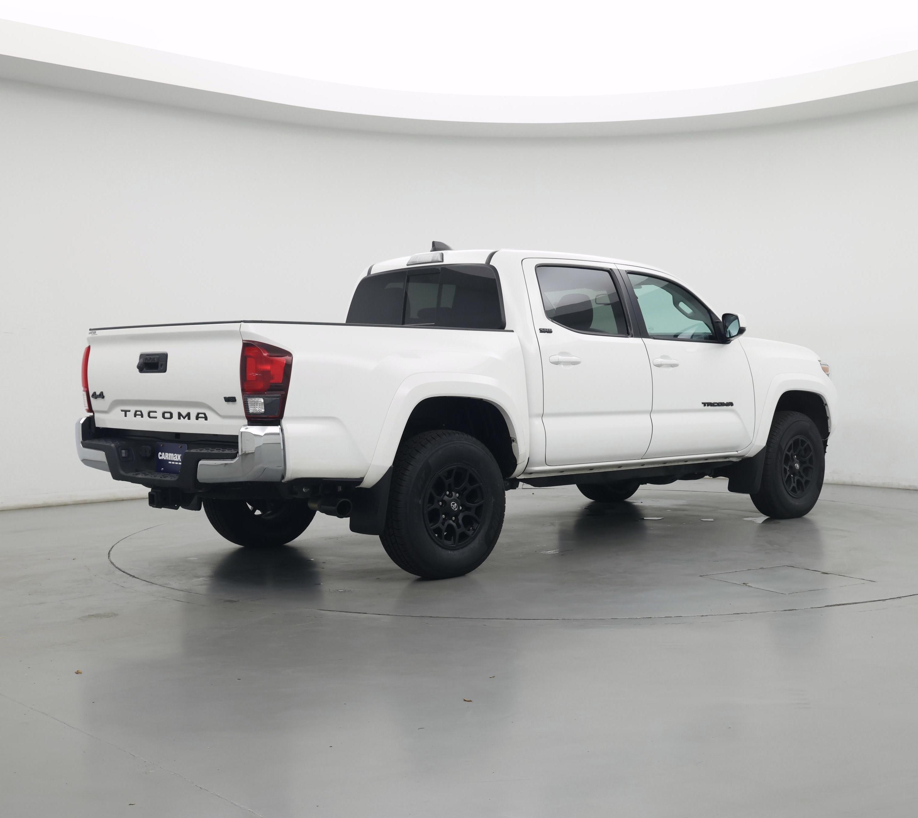 Thumbnail: 2020 Toyota Tacoma - 7