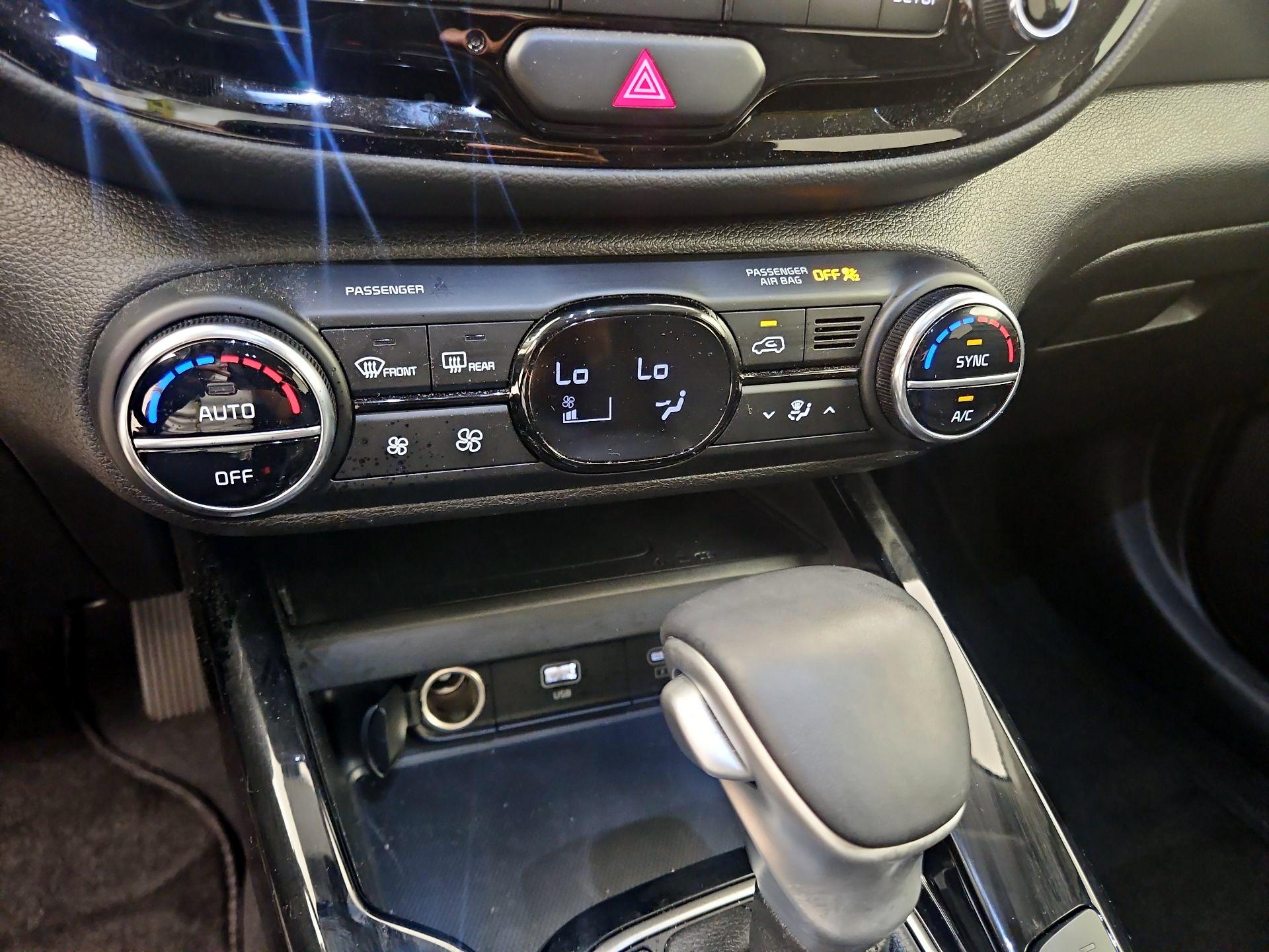 Thumbnail: 2023 Kia Soul - 17