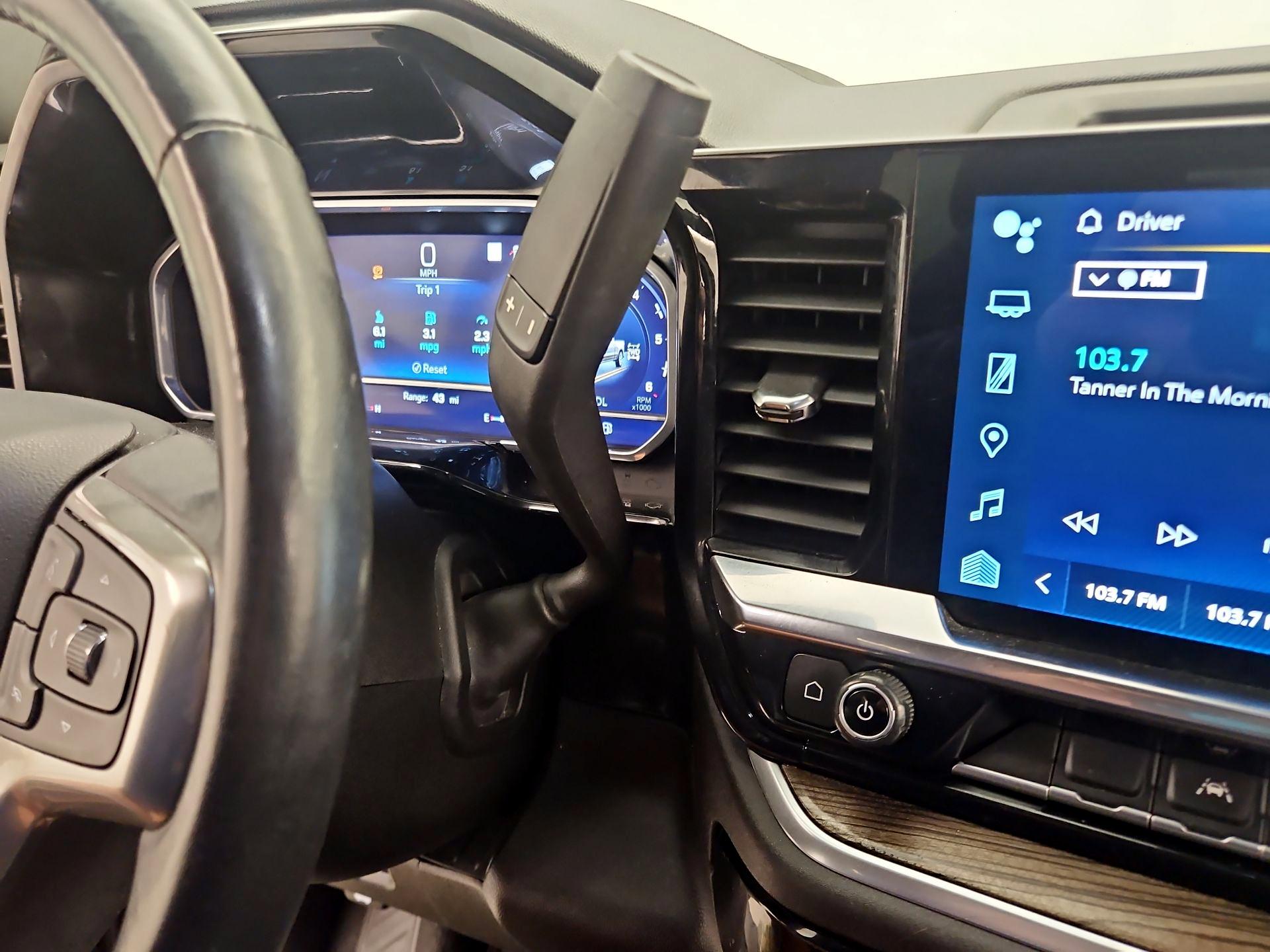 Thumbnail: 2022 Chevrolet Silverado 1500 - 17