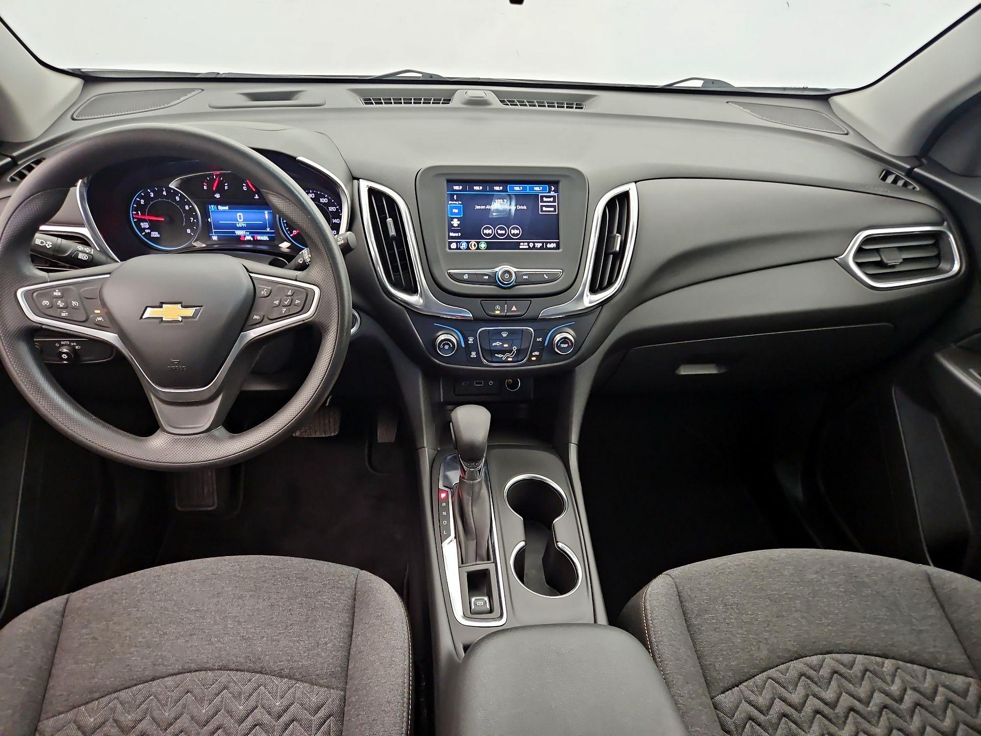 Thumbnail: 2022 Chevrolet Equinox - 9