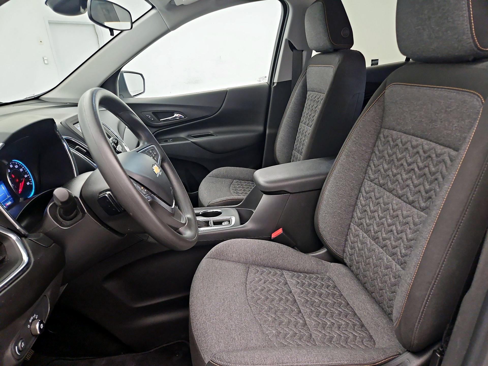 Thumbnail: 2022 Chevrolet Equinox - 11