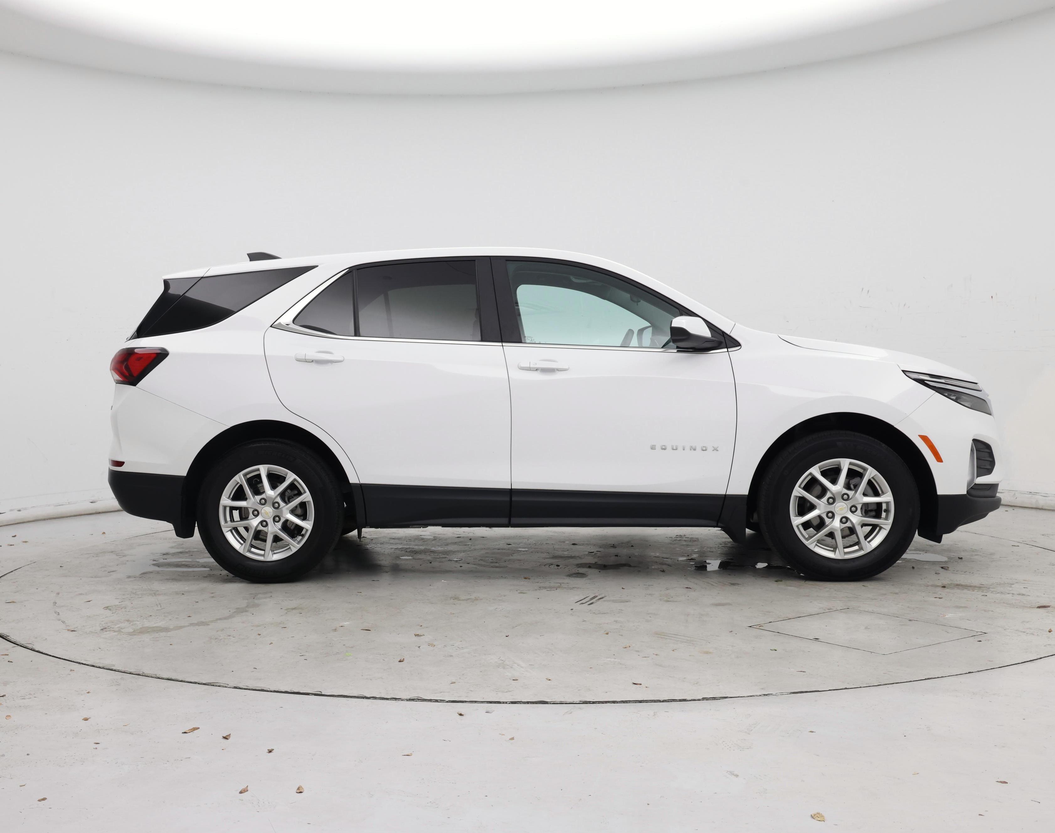 Thumbnail: 2022 Chevrolet Equinox - 7