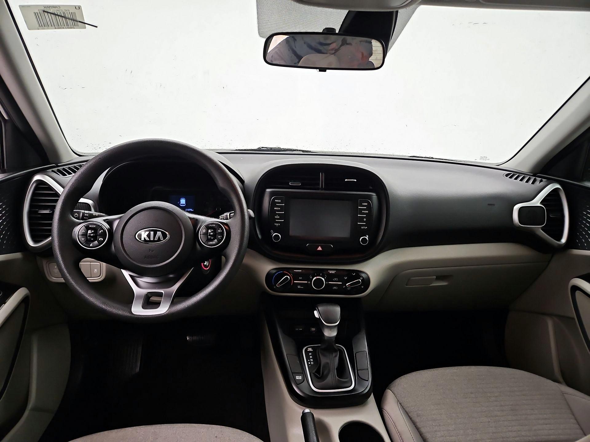 Thumbnail: 2020 Kia Soul - 9