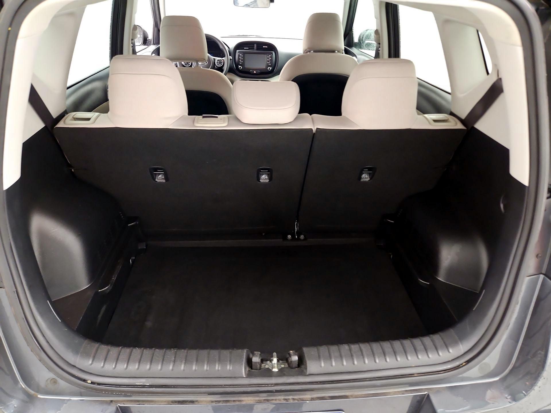 Thumbnail: 2020 Kia Soul - 20