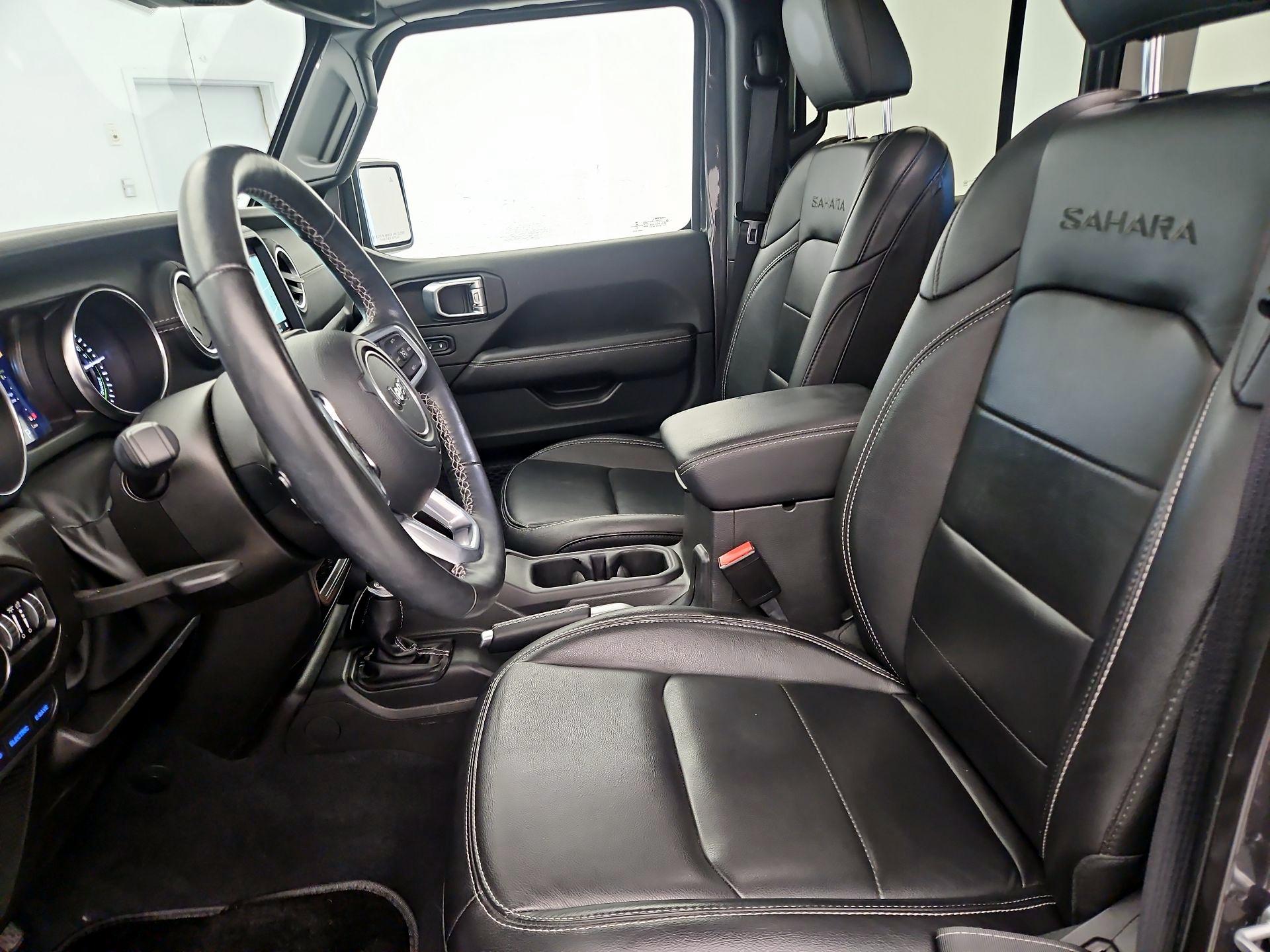 Thumbnail: 2022 Jeep Wrangler - 11
