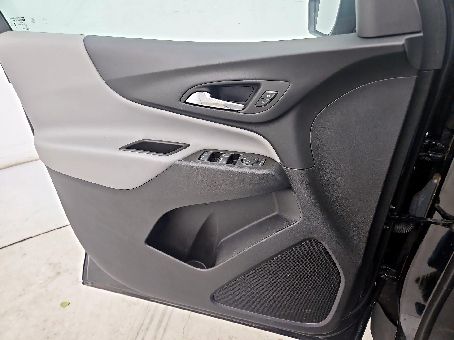 Thumbnail: 2023 Chevrolet Equinox - 12