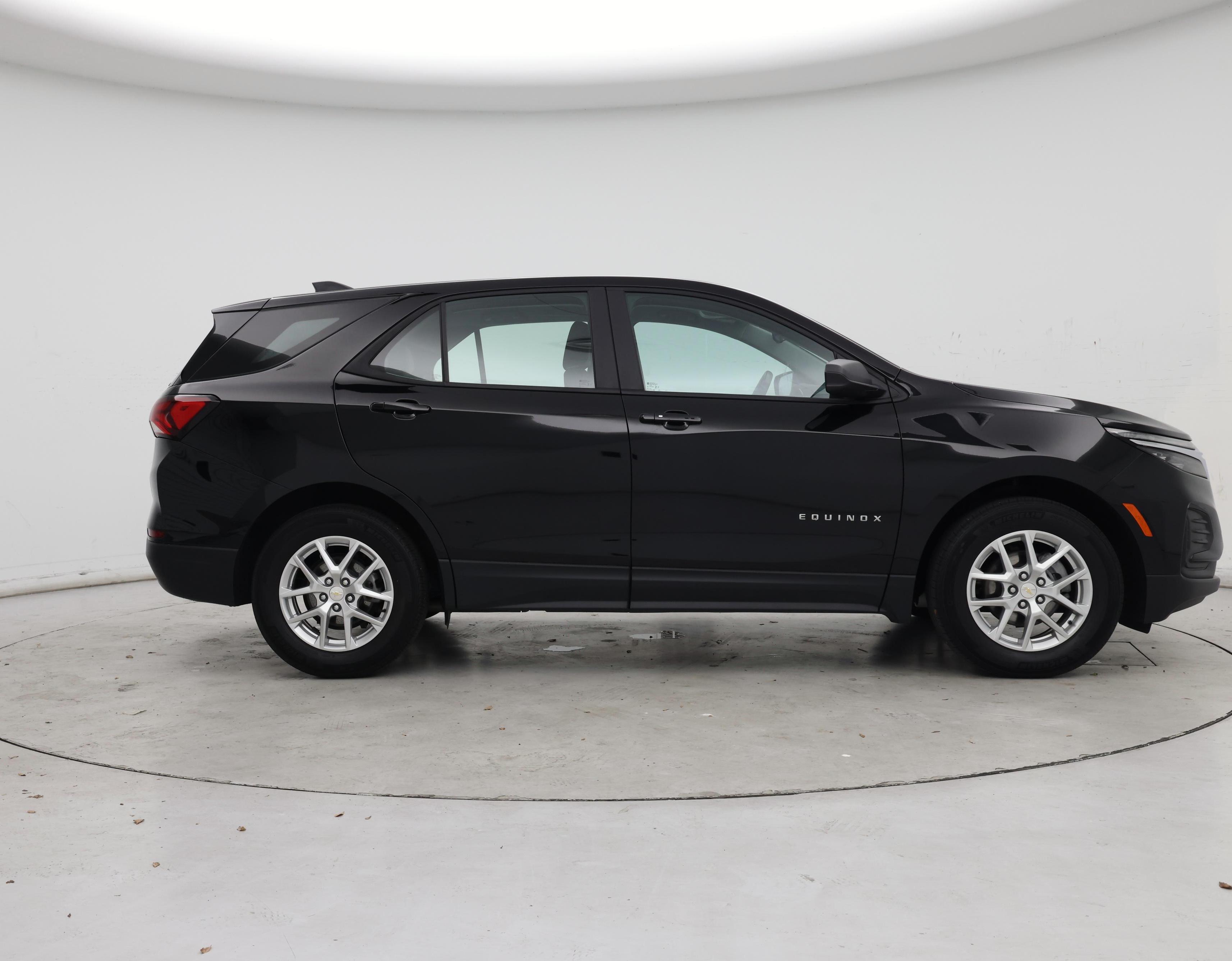 Thumbnail: 2023 Chevrolet Equinox - 7