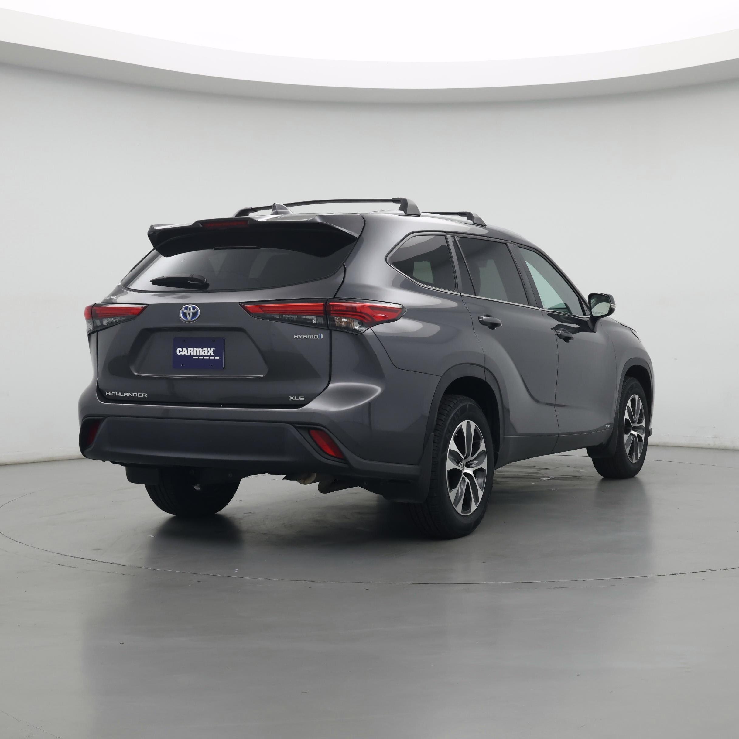 Thumbnail: 2023 Toyota Highlander - 8