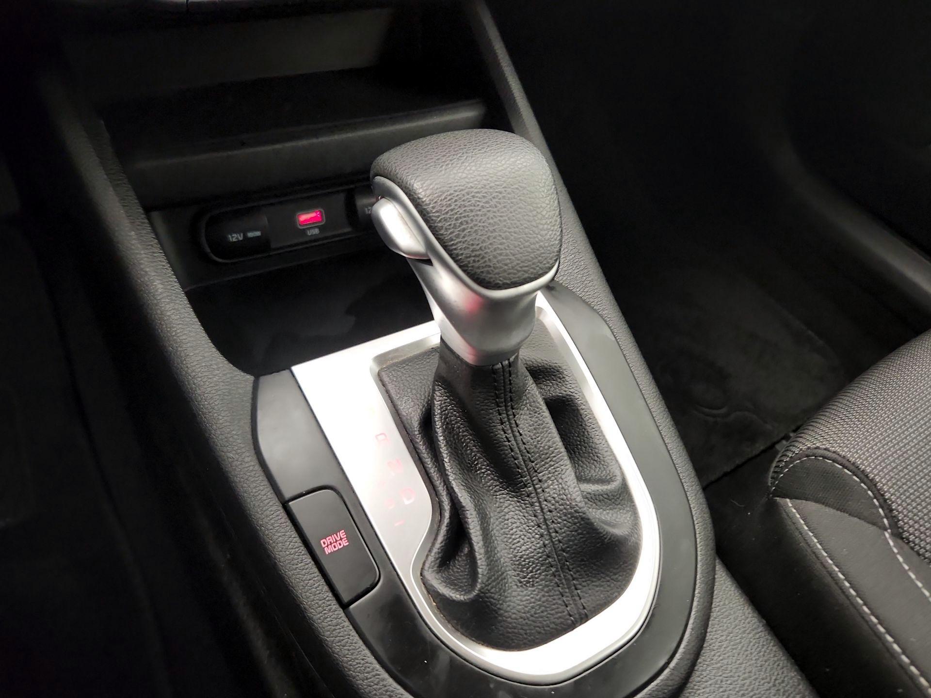 Thumbnail: 2023 Kia Forte - 17