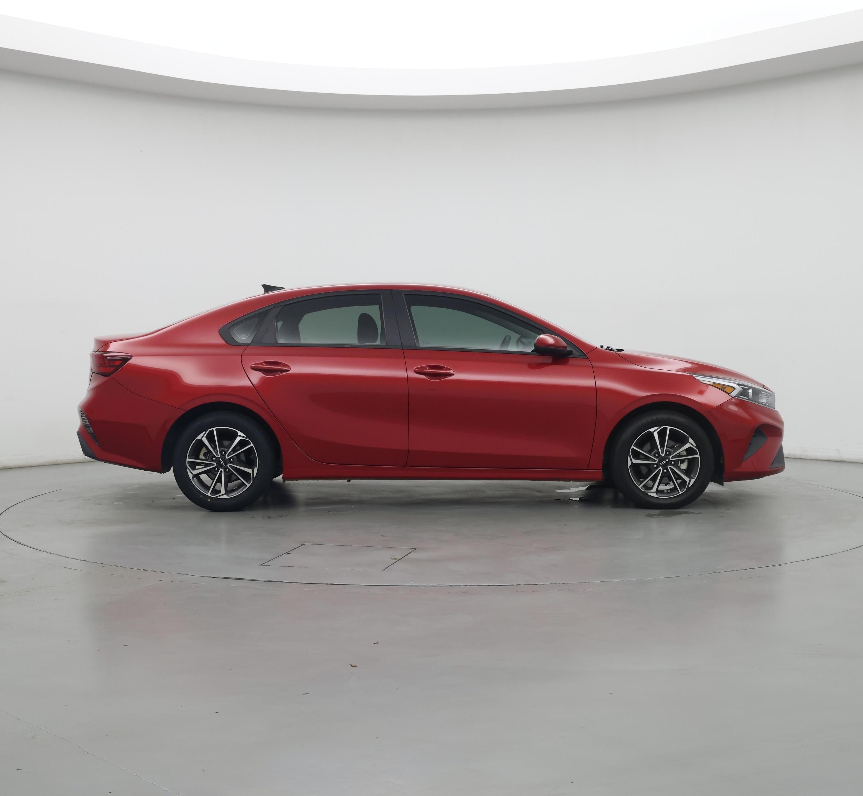 Thumbnail: 2023 Kia Forte - 7