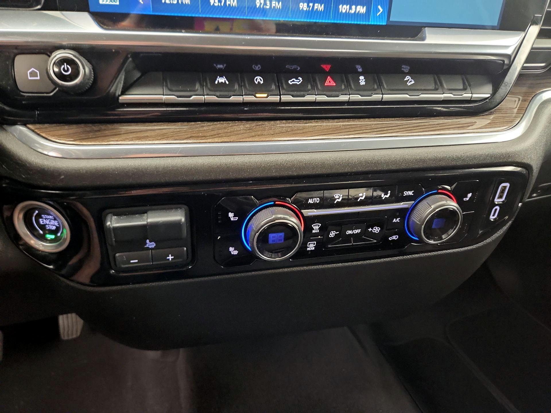 Thumbnail: 2023 Chevrolet Silverado 1500 - 16