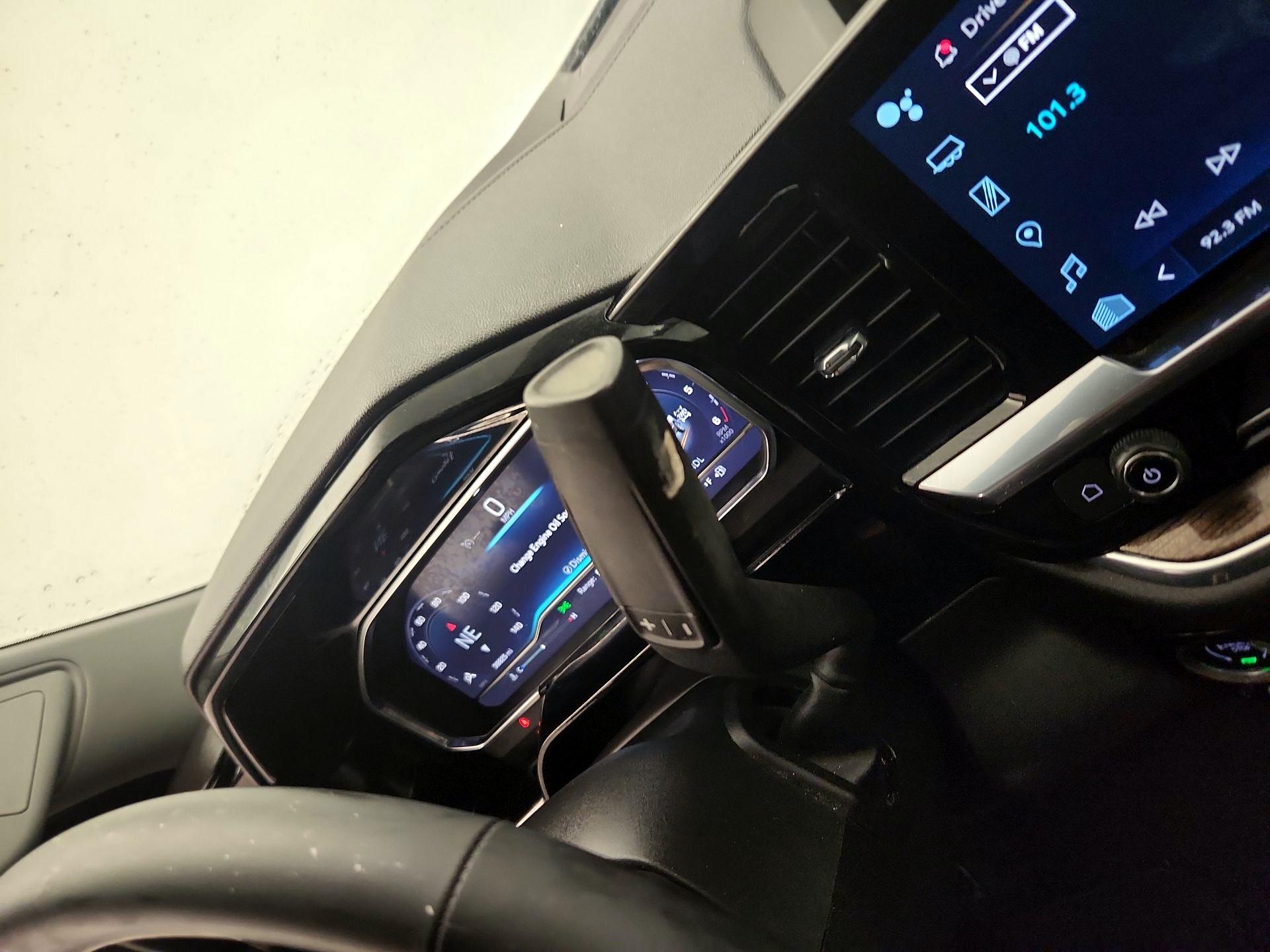 Thumbnail: 2023 Chevrolet Silverado 1500 - 17