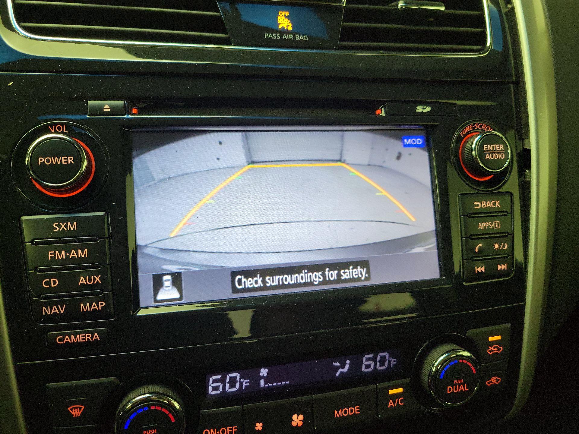 Thumbnail: 2014 Nissan Altima - 14