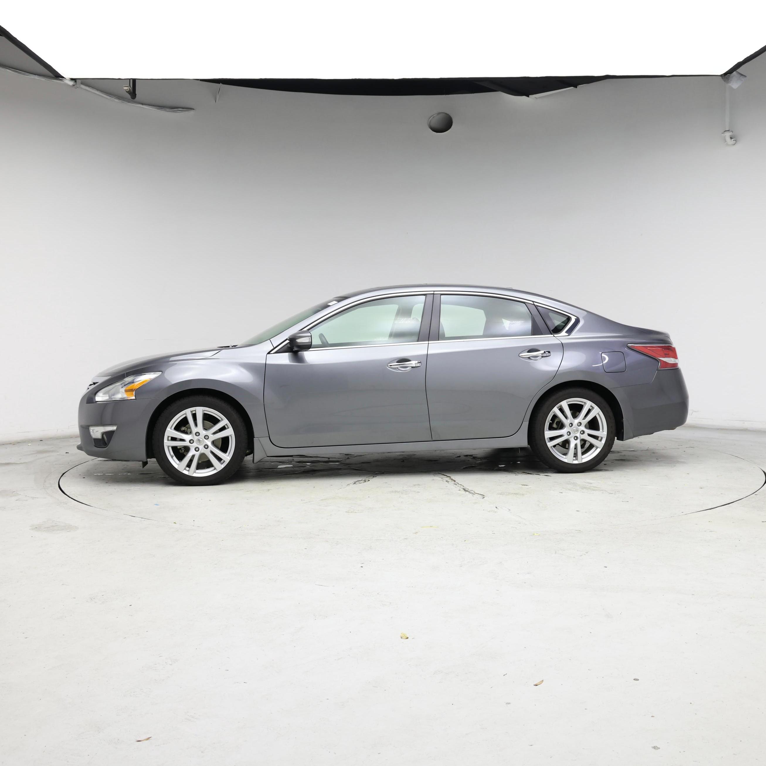 Thumbnail: 2014 Nissan Altima - 3