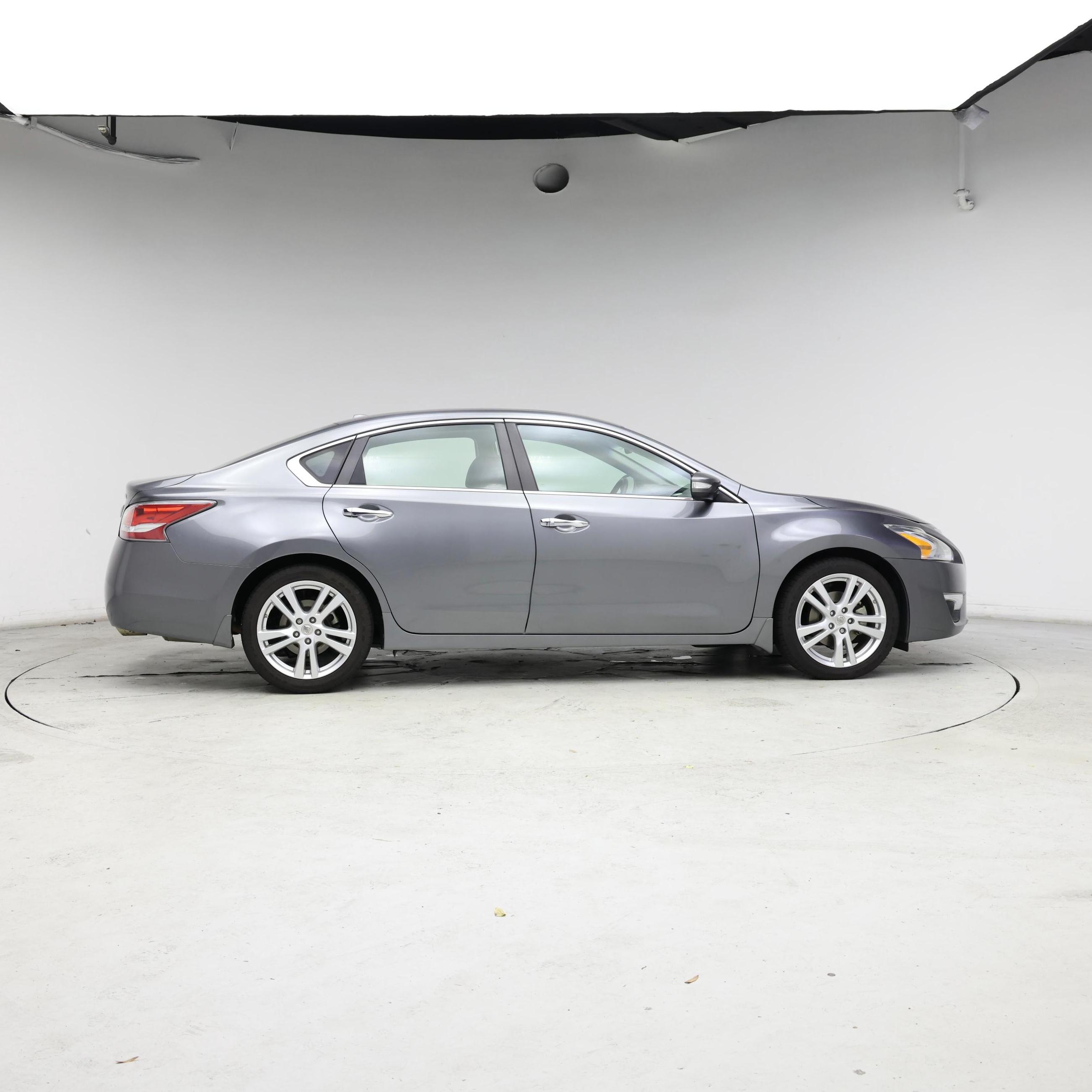 Thumbnail: 2014 Nissan Altima - 7