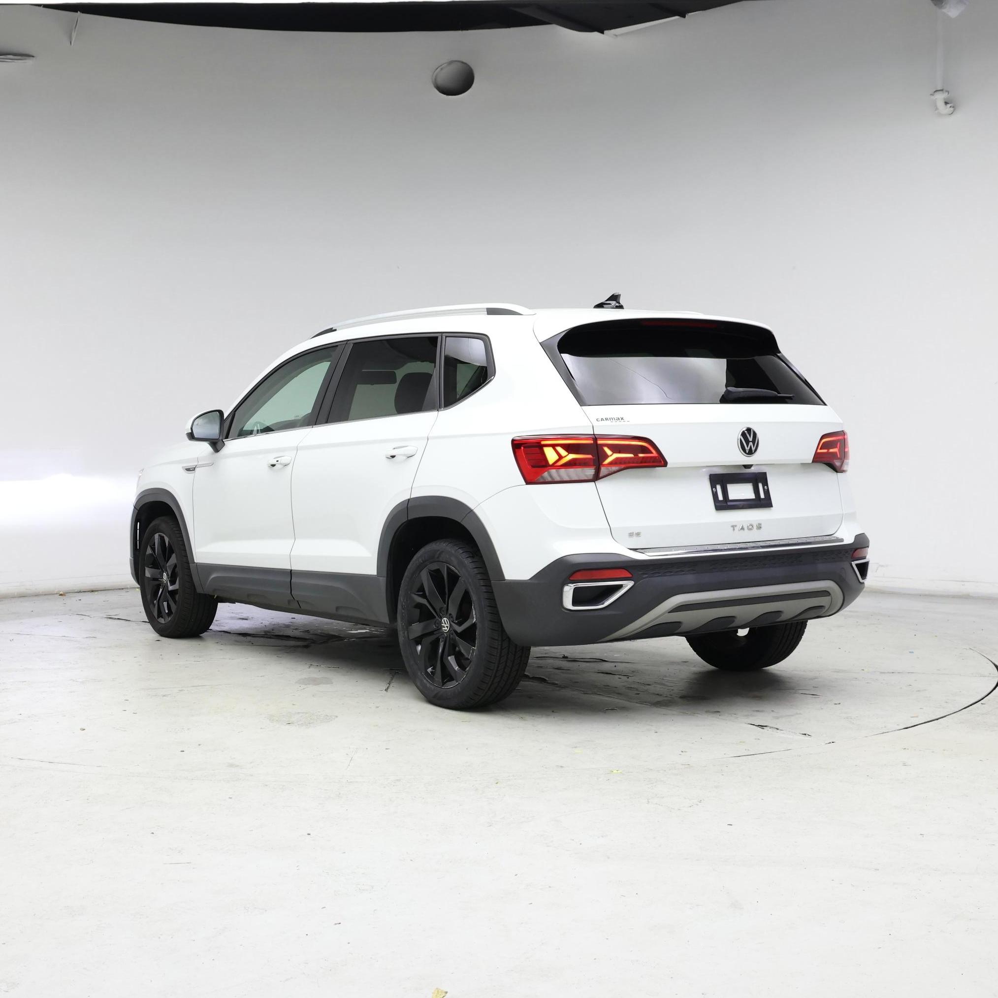 Thumbnail: 2022 Volkswagen Taos - 2
