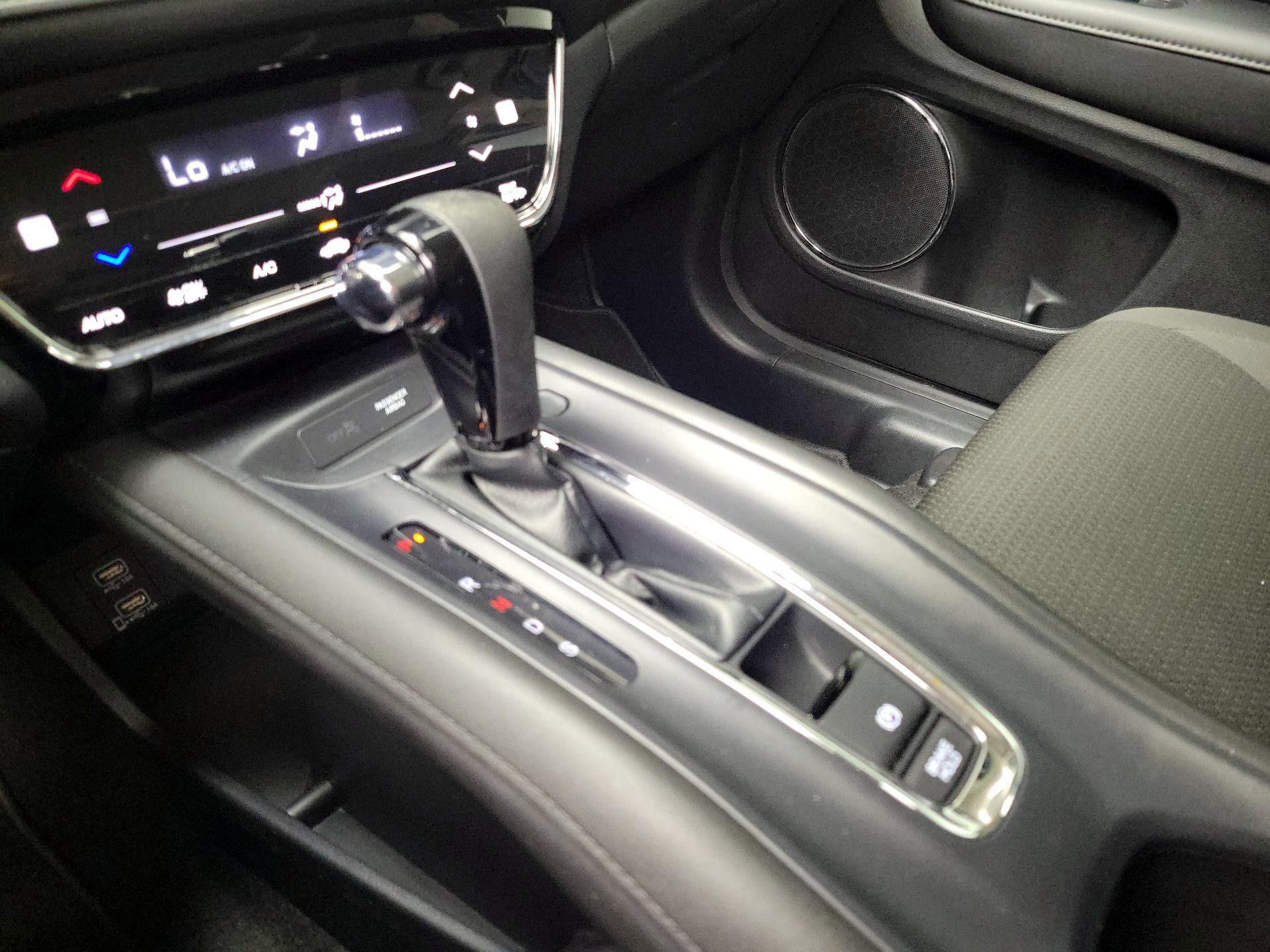 Thumbnail: 2021 Honda HR-V - 17