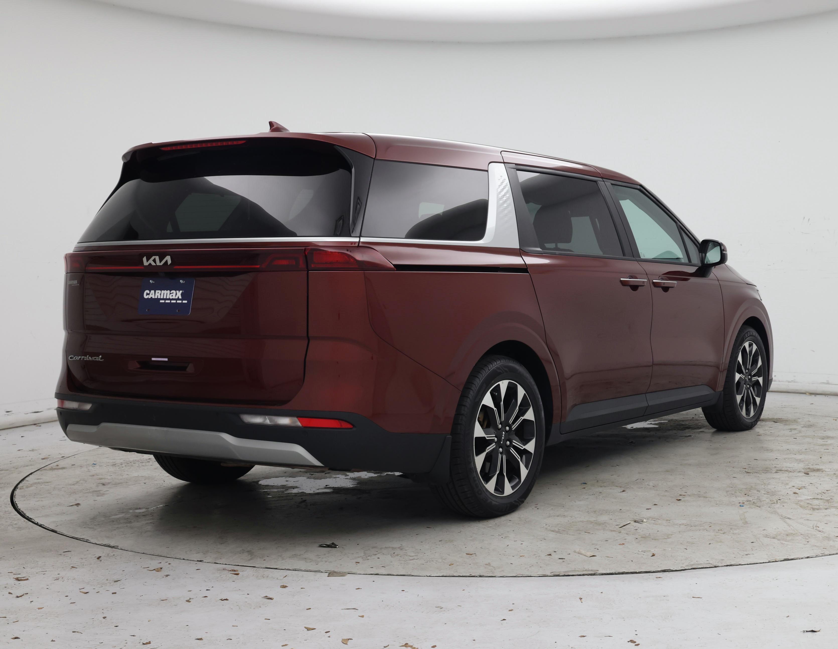 Thumbnail: 2022 Kia Carnival - 8