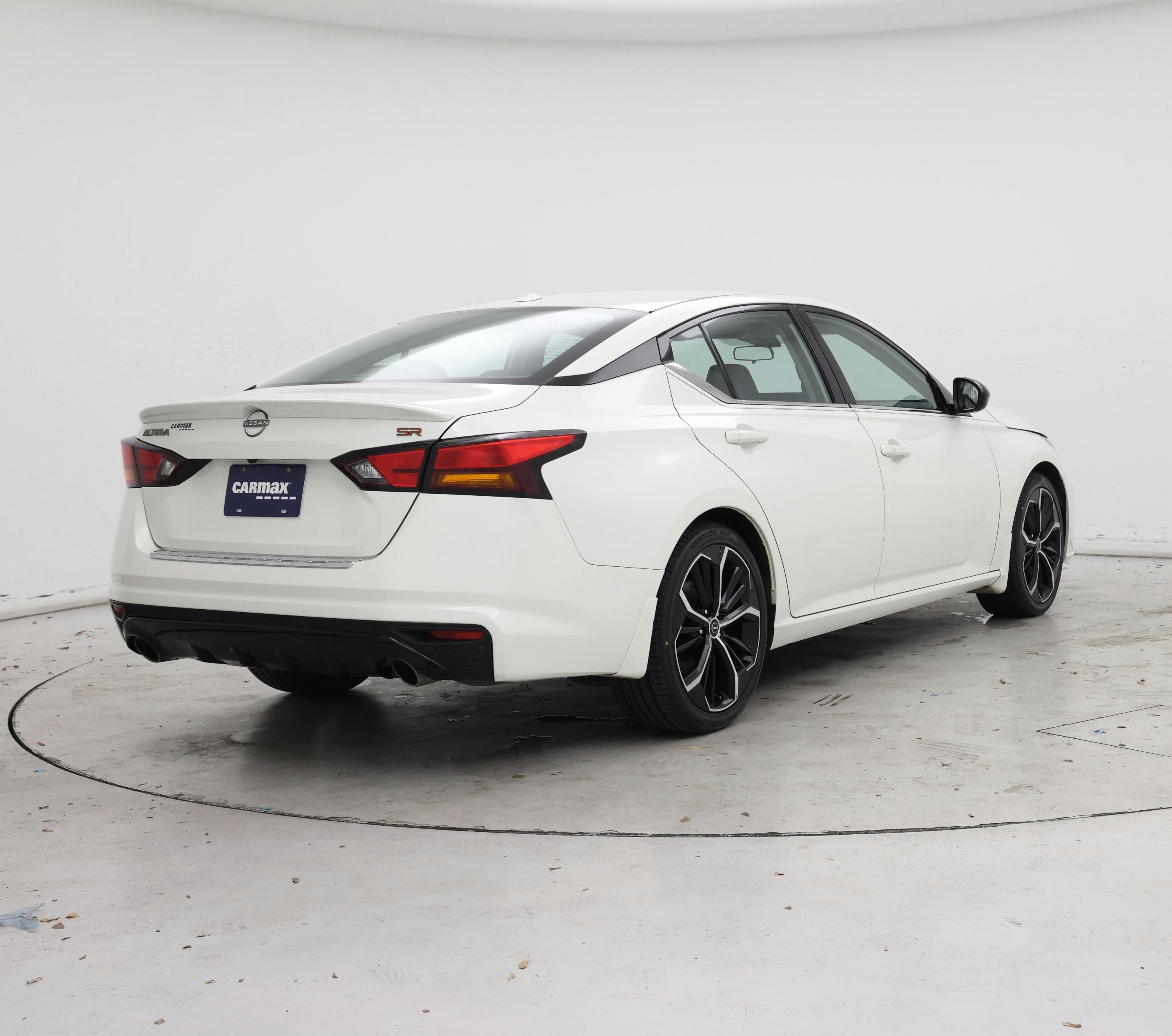 Thumbnail: 2023 Nissan Altima - 8