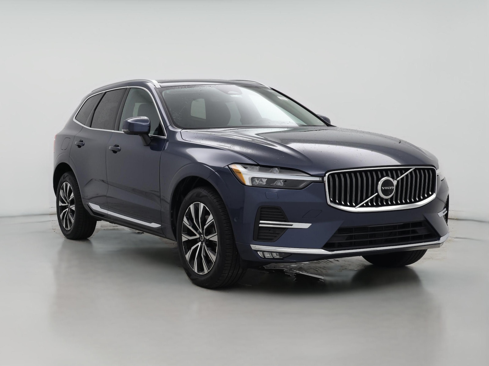 2023 Volvo XC60 Plus