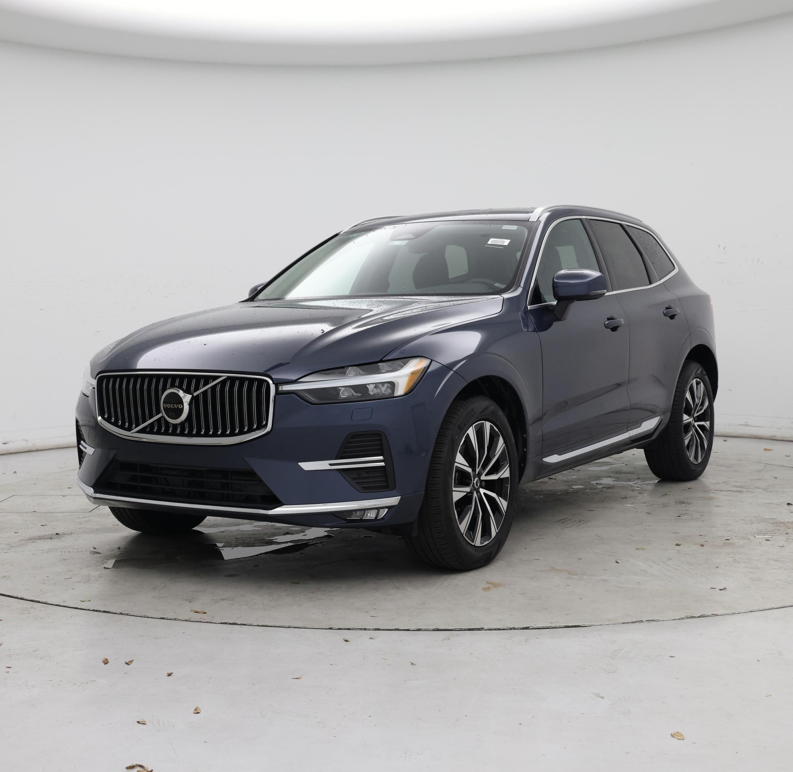 Thumbnail: 2023 Volvo XC60 - 4