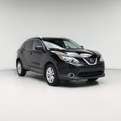 Black 2018 Nissan Rogue Sport SV