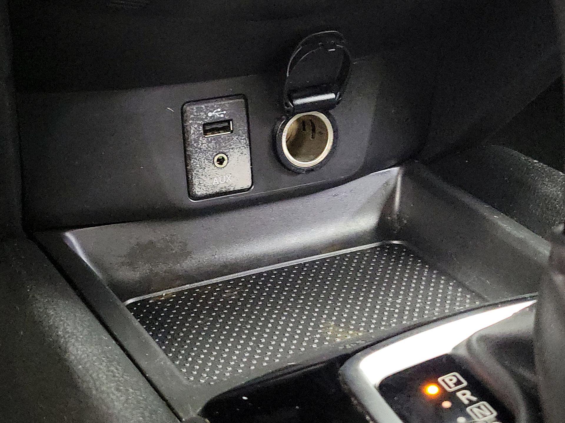 Thumbnail: 2018 Nissan Rogue Sport - 18