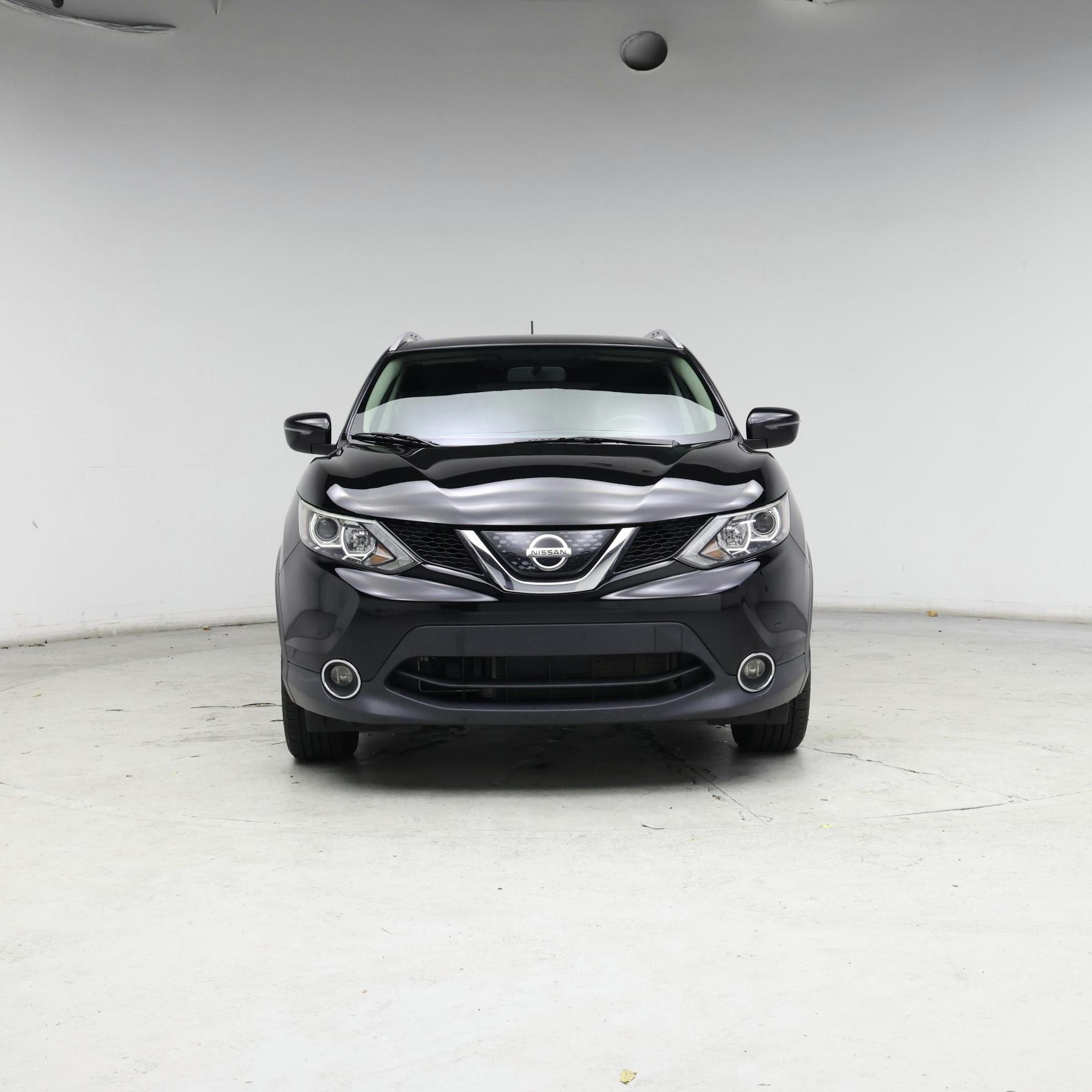 Thumbnail: 2018 Nissan Rogue Sport - 5