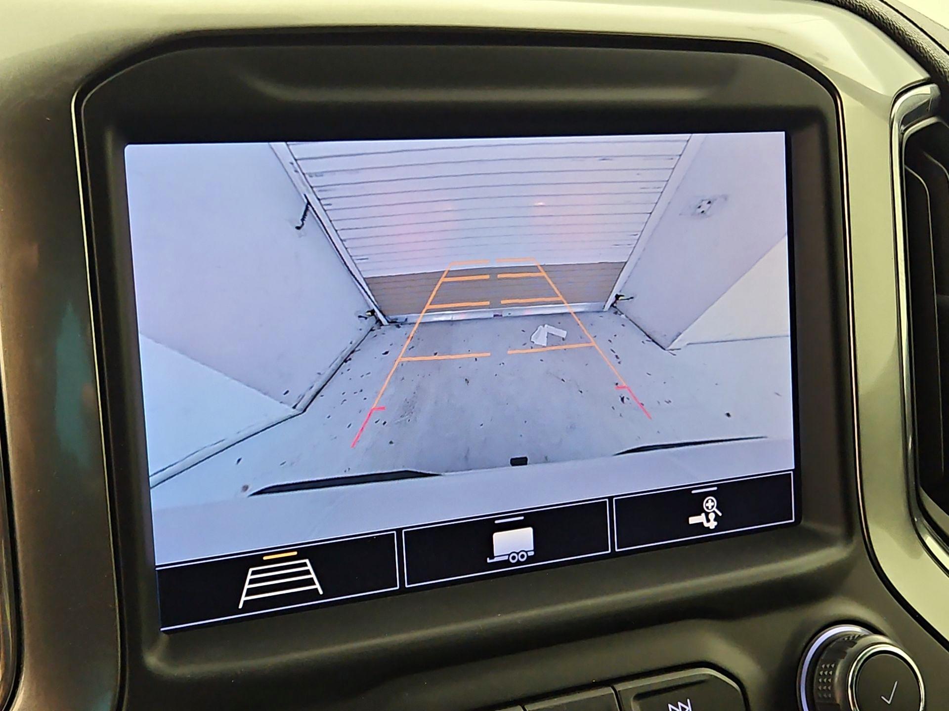 Thumbnail: 2020 Chevrolet Silverado 1500 - 14