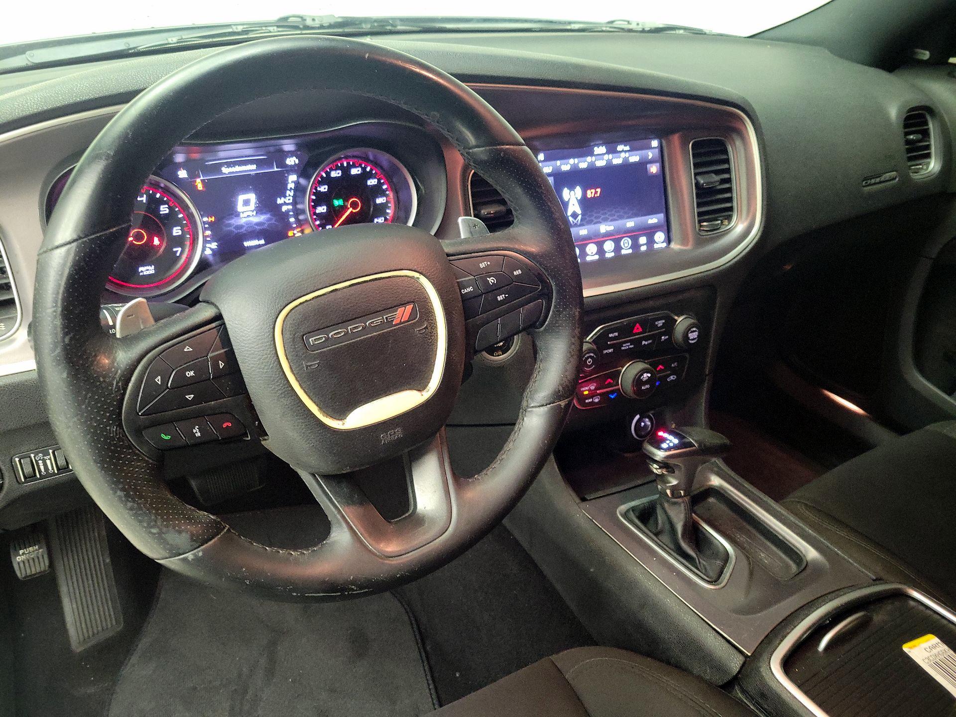 Thumbnail: 2019 Dodge Charger - 9