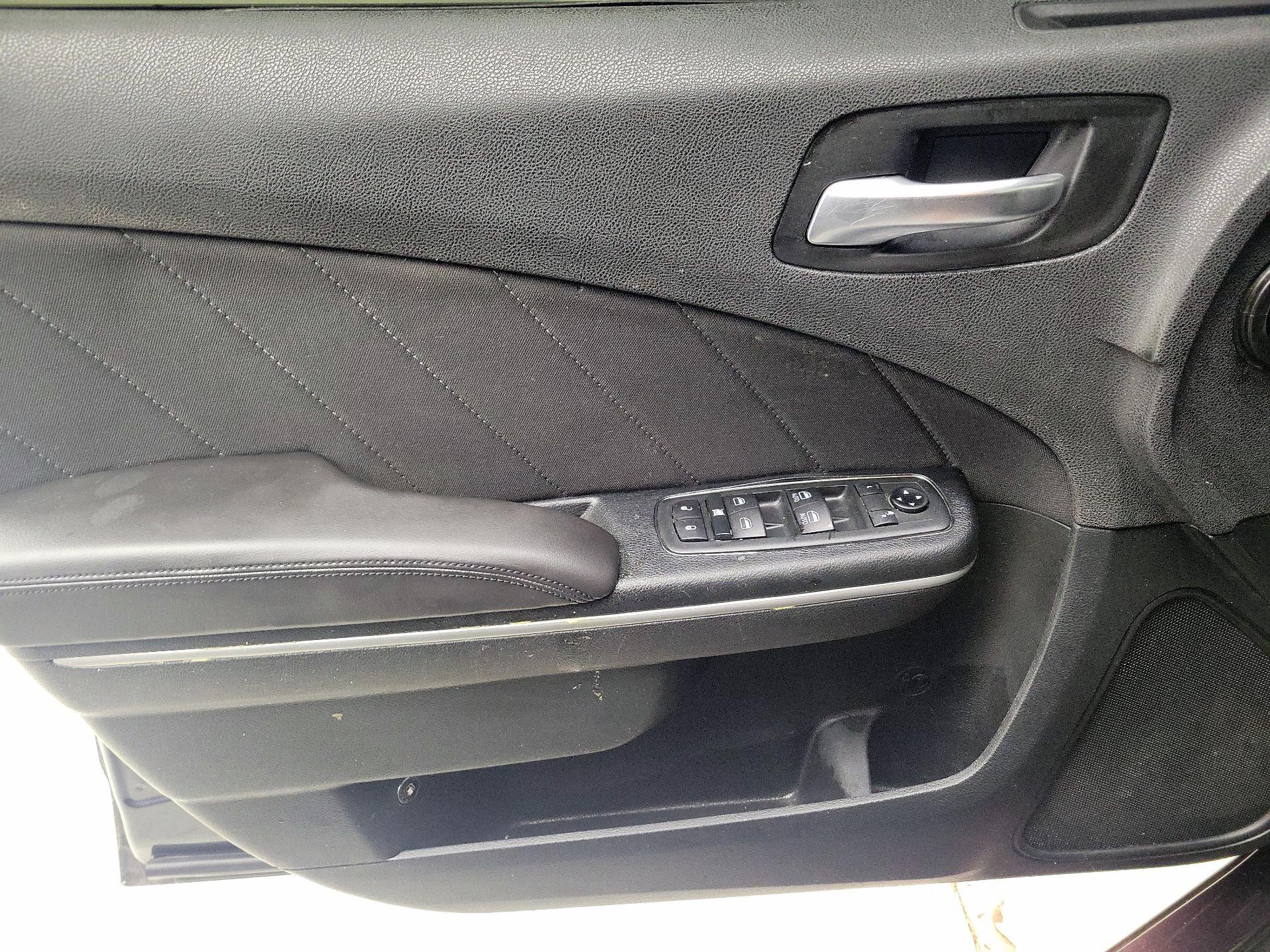 Thumbnail: 2019 Dodge Charger - 12