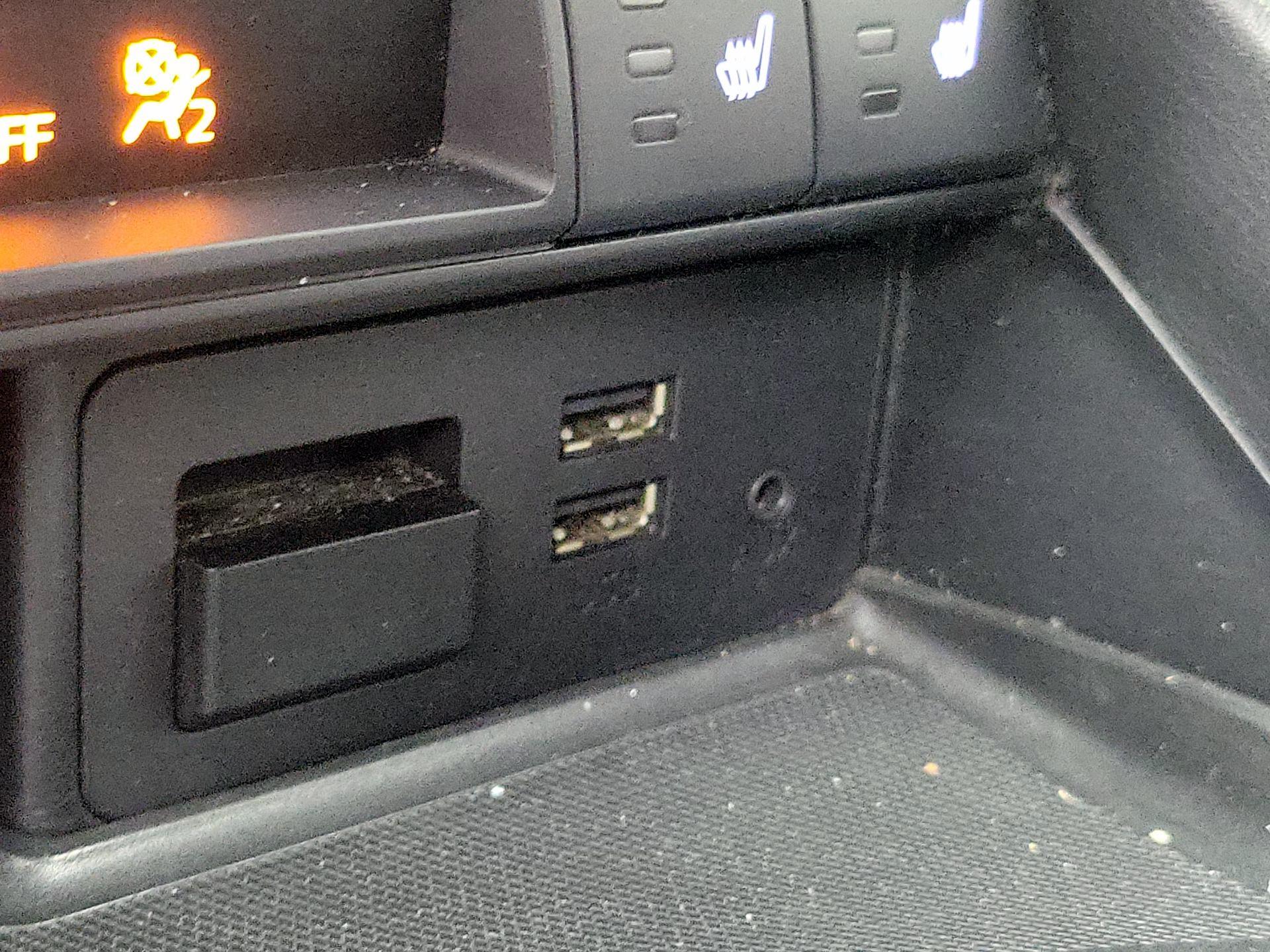 Thumbnail: 2016 Mazda MX-5 Miata - 17