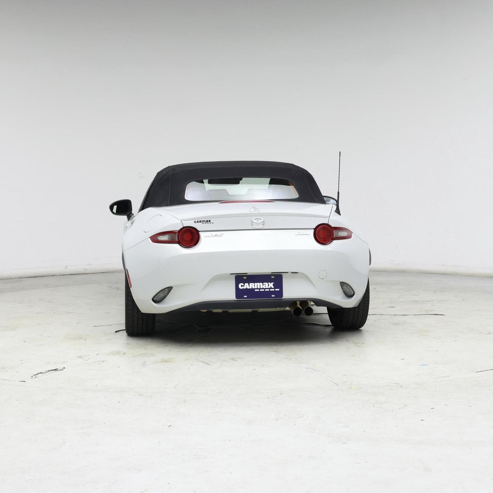 Thumbnail: 2016 Mazda MX-5 Miata - 6