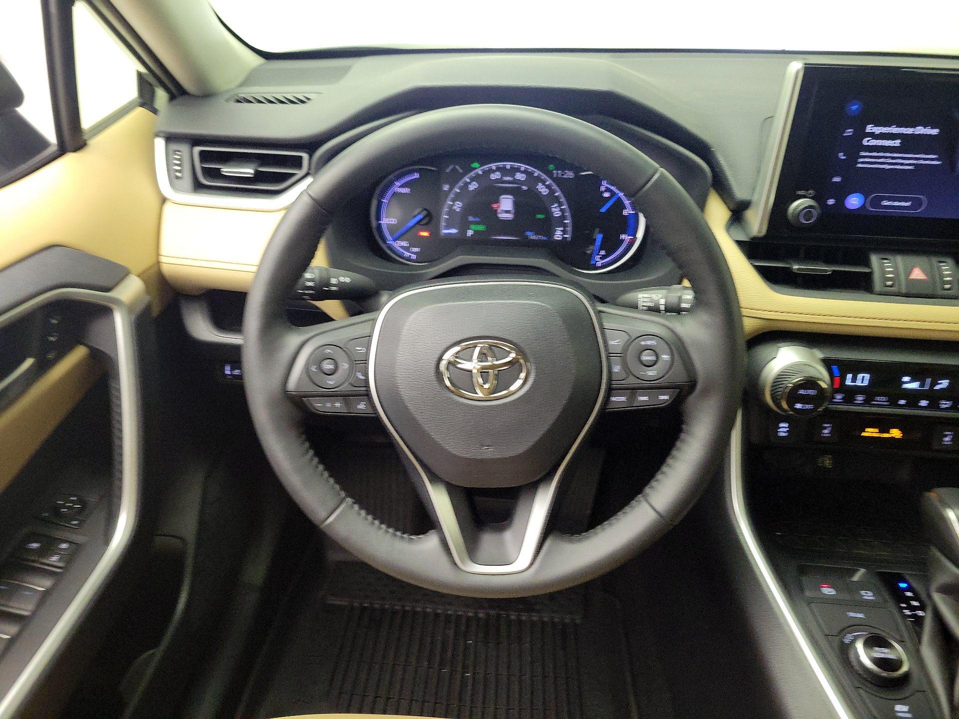 Thumbnail: 2023 Toyota RAV4 - 10