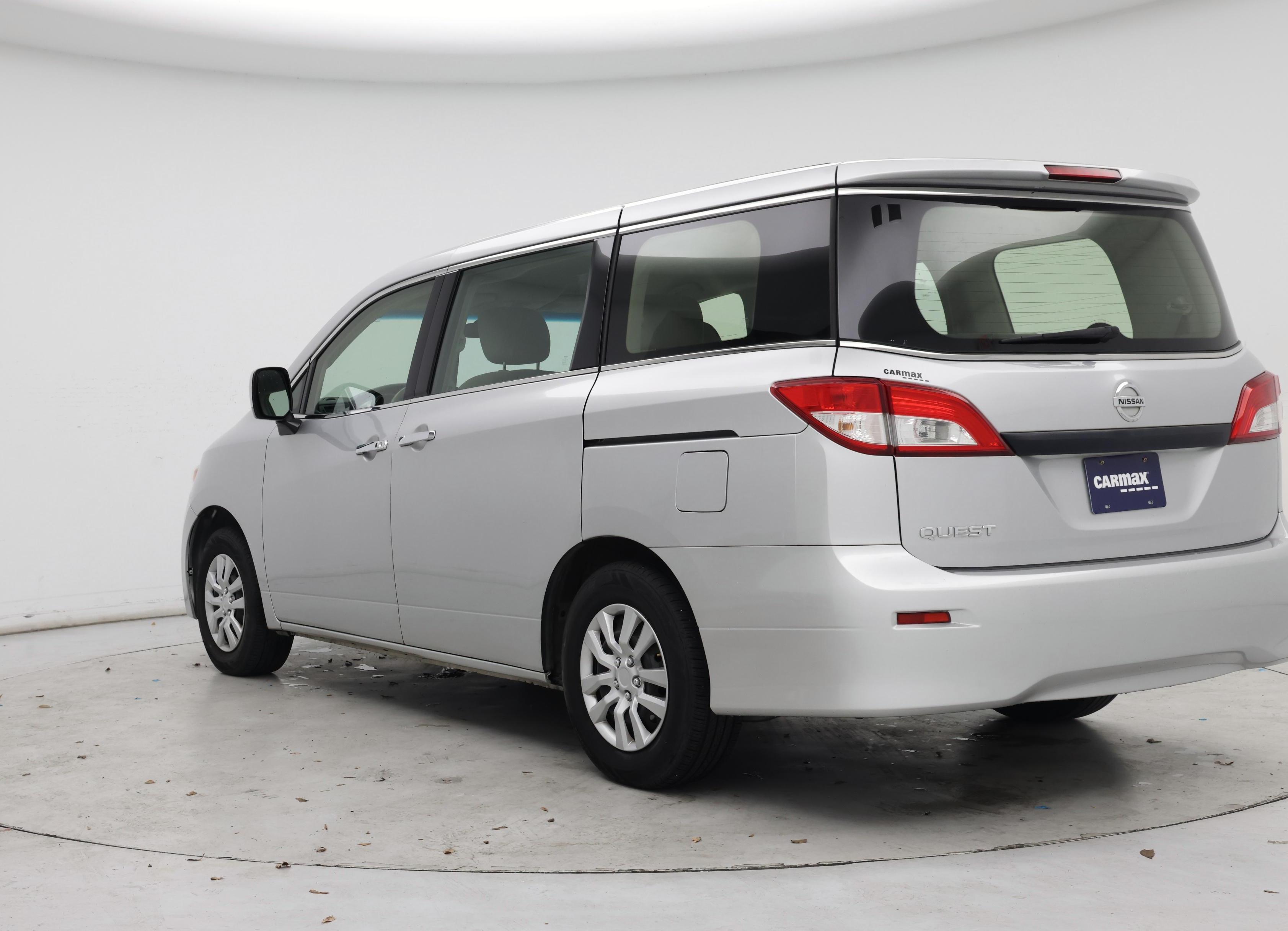 Thumbnail: 2016 Nissan Quest - 2