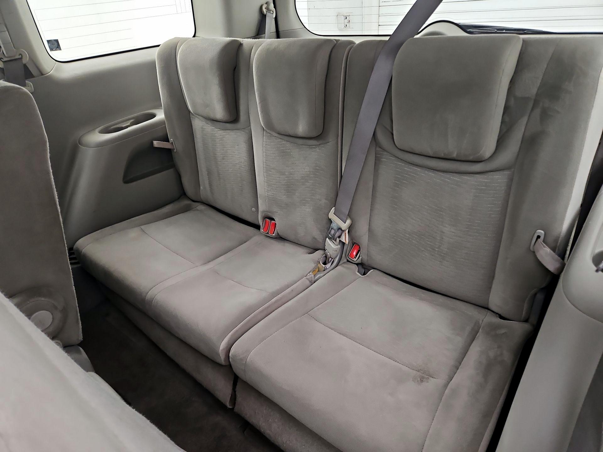 Thumbnail: 2016 Nissan Quest - 19