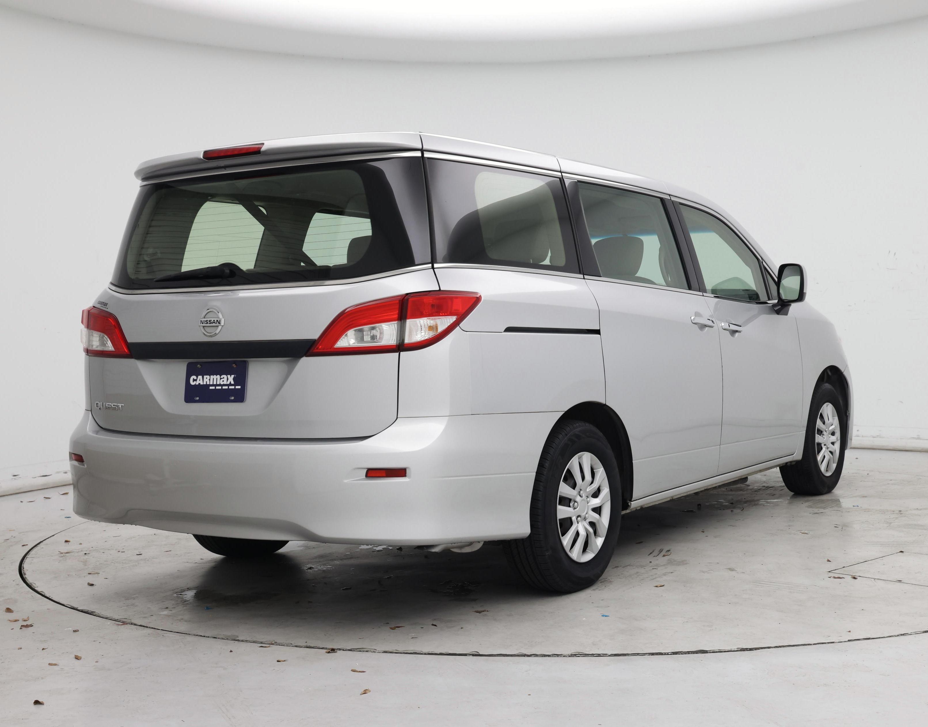 Thumbnail: 2016 Nissan Quest - 8