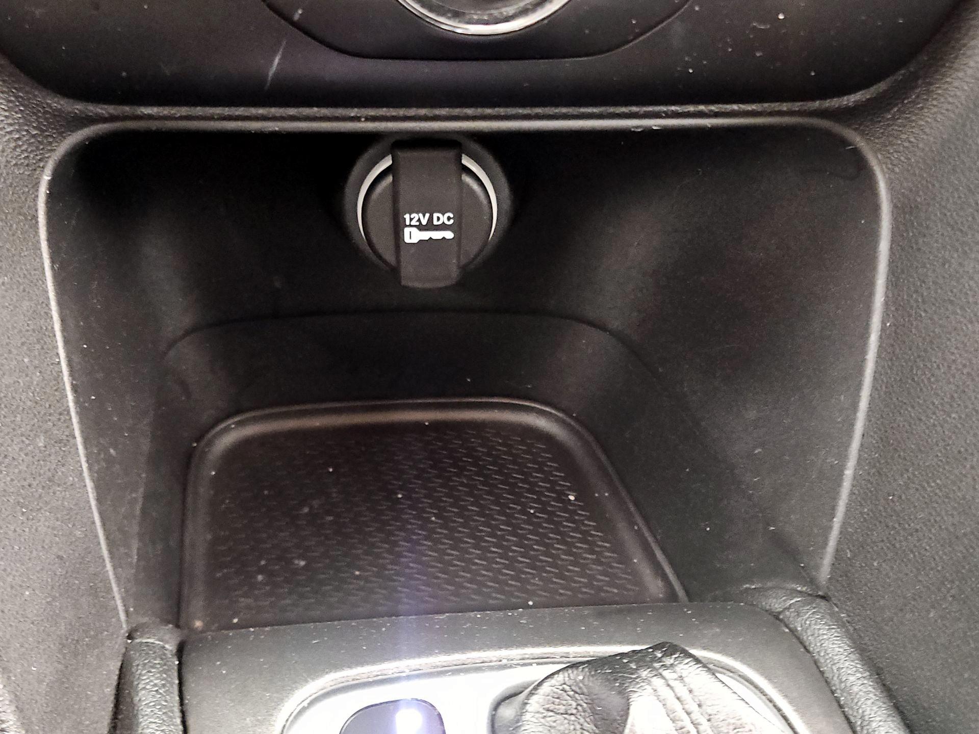 Thumbnail: 2015 Dodge Dart - 18