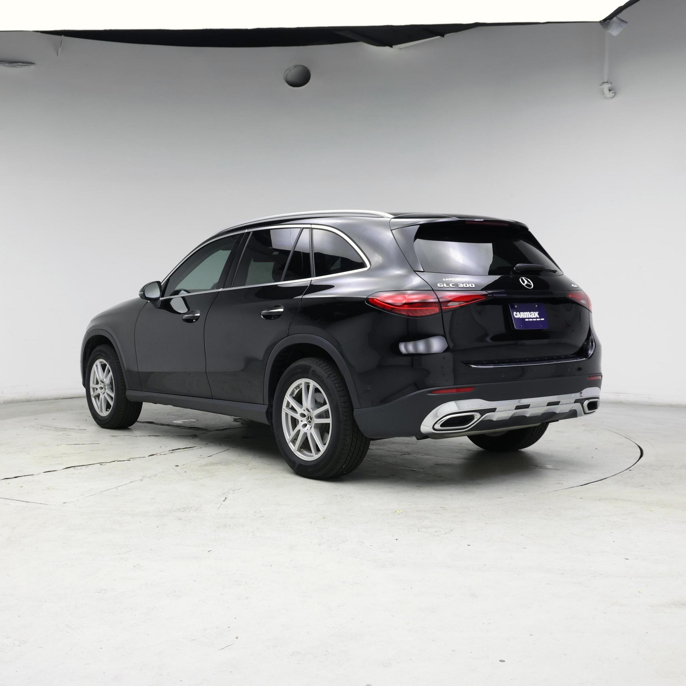 Thumbnail: 2023 Mercedes-Benz GLC - 2