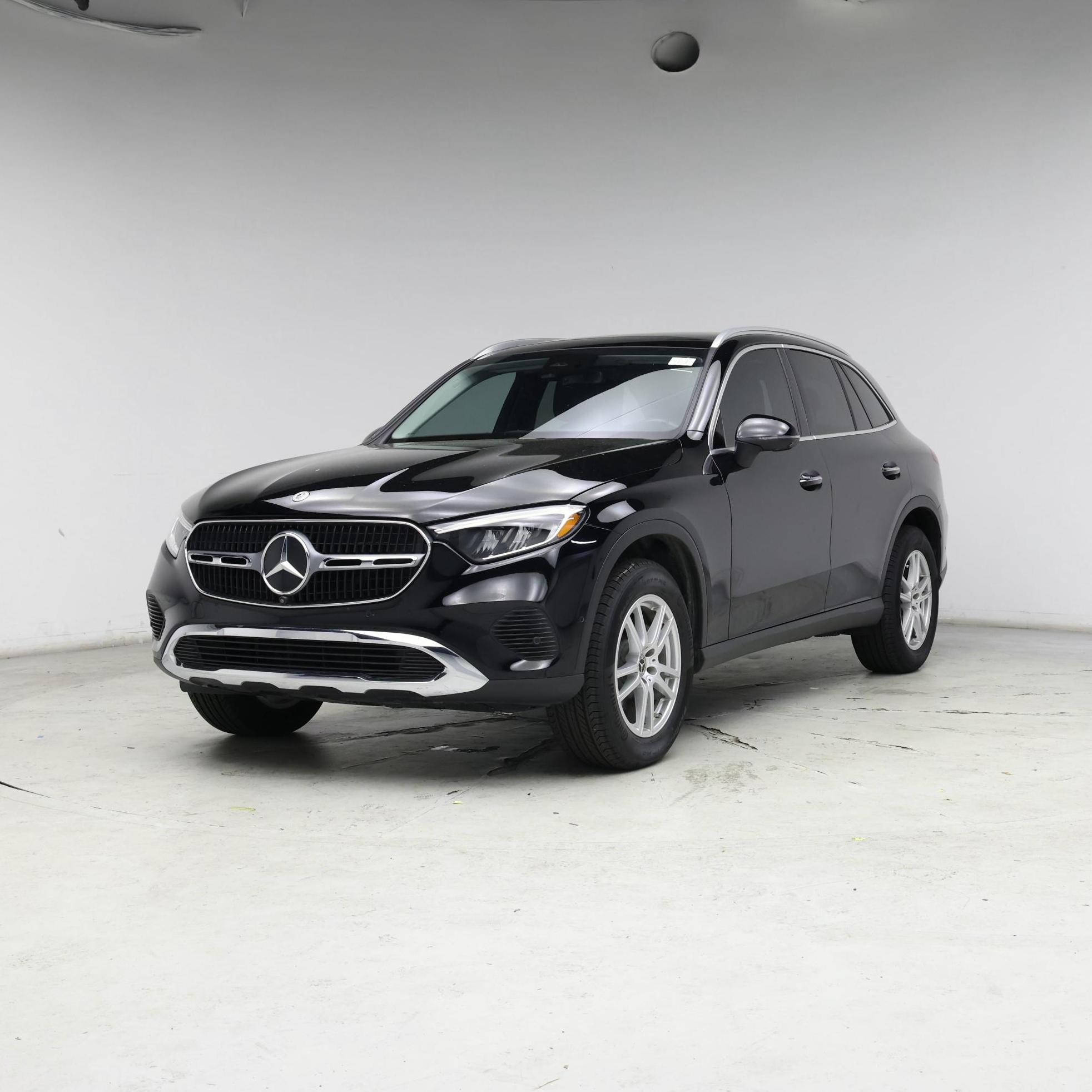 Thumbnail: 2023 Mercedes-Benz GLC - 4